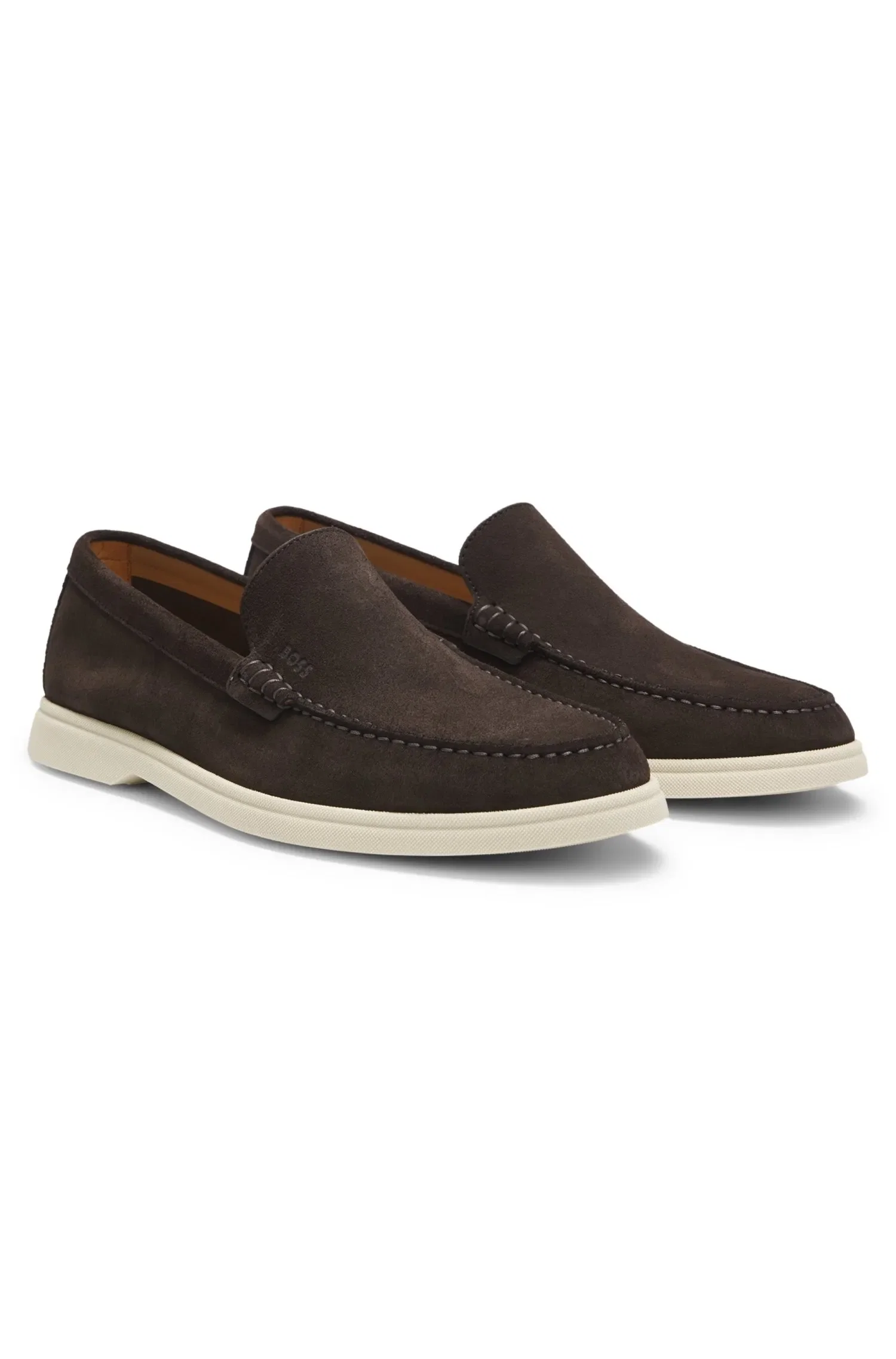 Loafers Em Camurça Com Logo Em Relevo