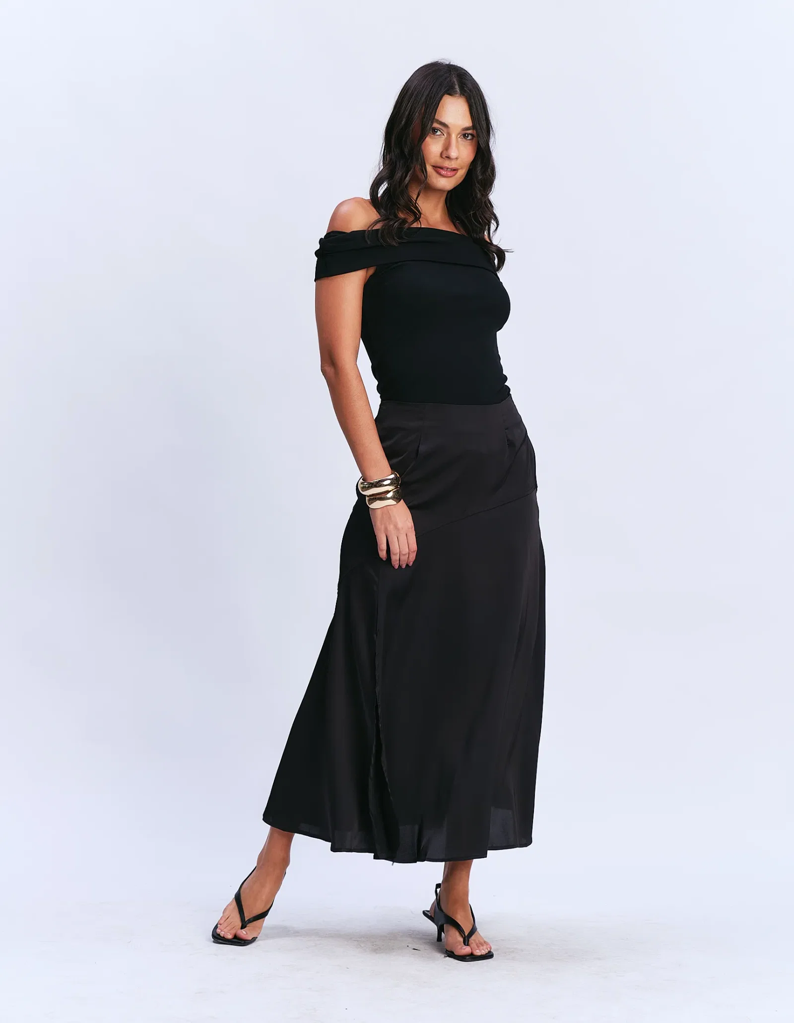 Saia Midi Recortes - Preto