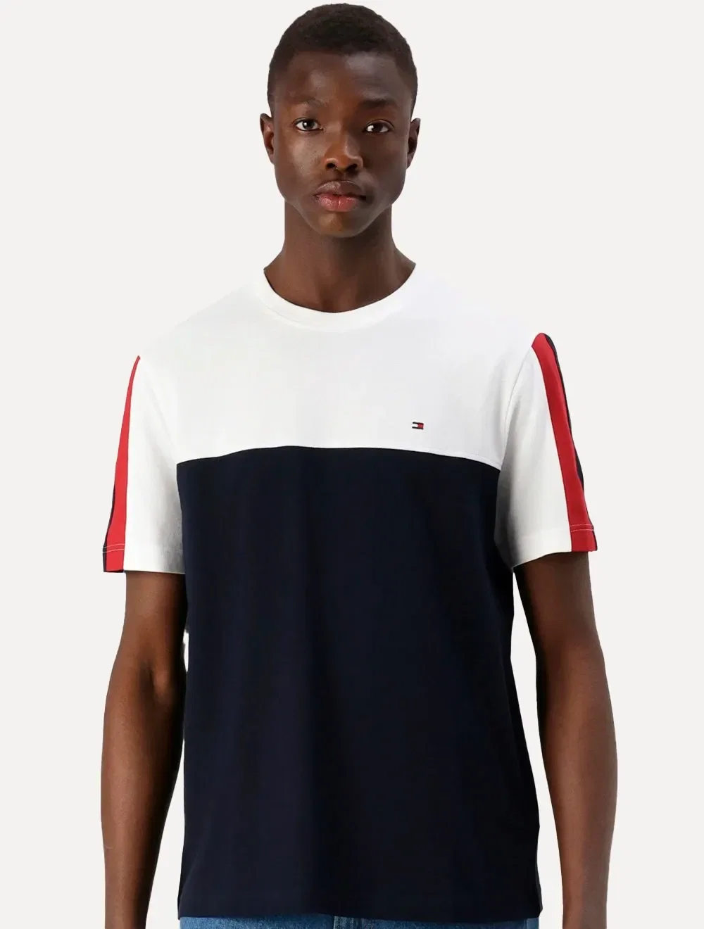 Camiseta Tommy Hilfiger Masculina Piquet Global Stripe Colourblock White Marinho — imagem 1