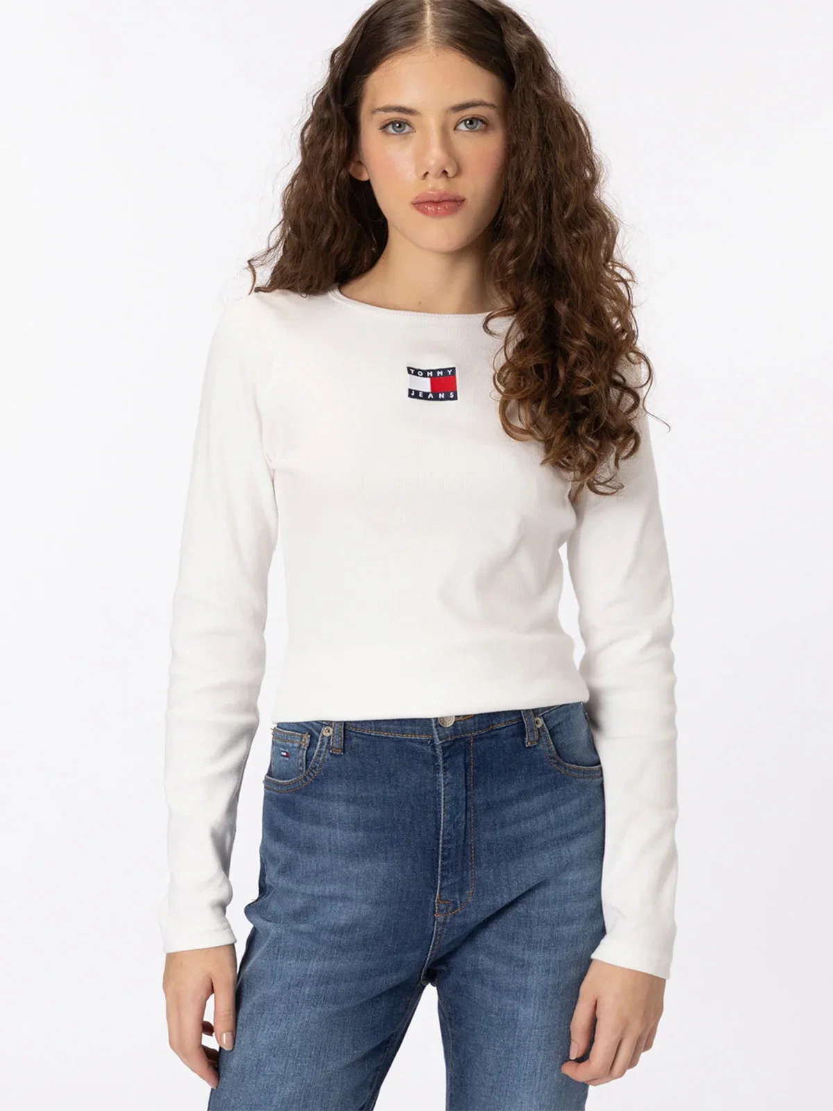 Camiseta Tommy Badge Slim de Manga Longa — imagem 1