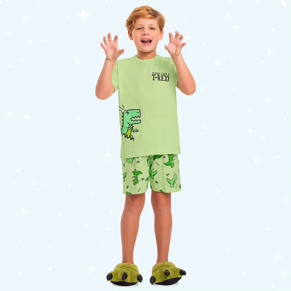 Conjunto pijama infantil camiseta e bermuda dinos brilha no escuro