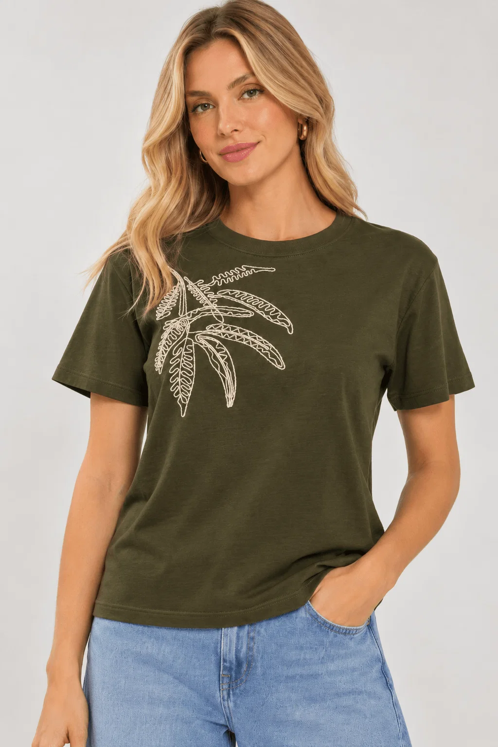 Blusa Manga Curta Bordado Folhagem - Verde — imagem 1