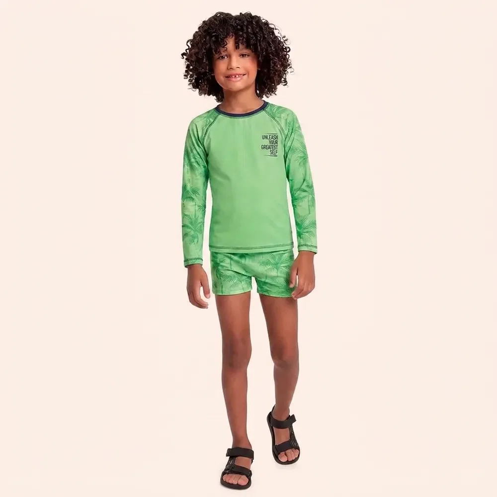 Conjunto moda praia camiseta manga longa e sunga boxer