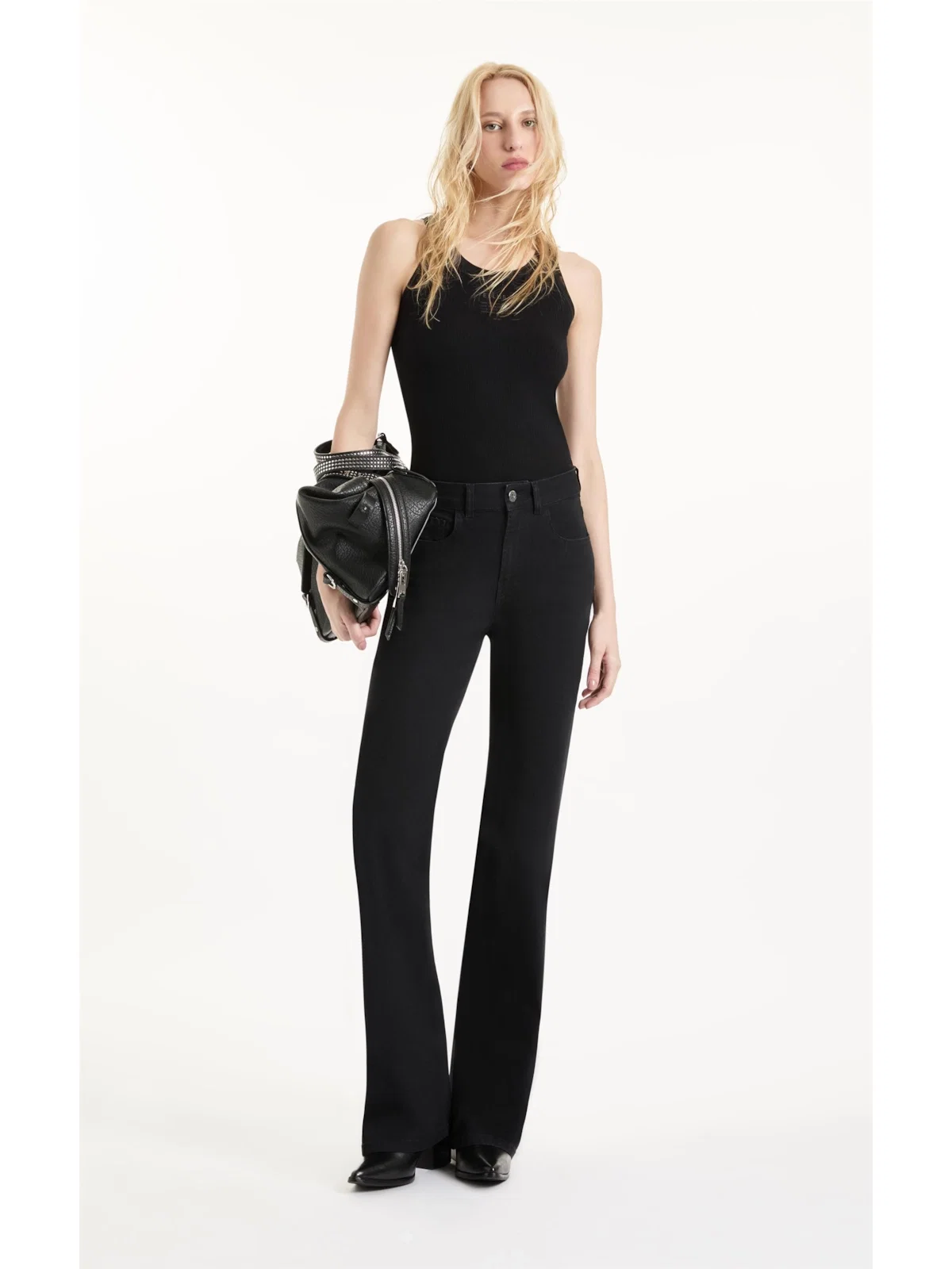 Calça Sprouting Black Gisele Flare Lav. 35 - Amaciado
