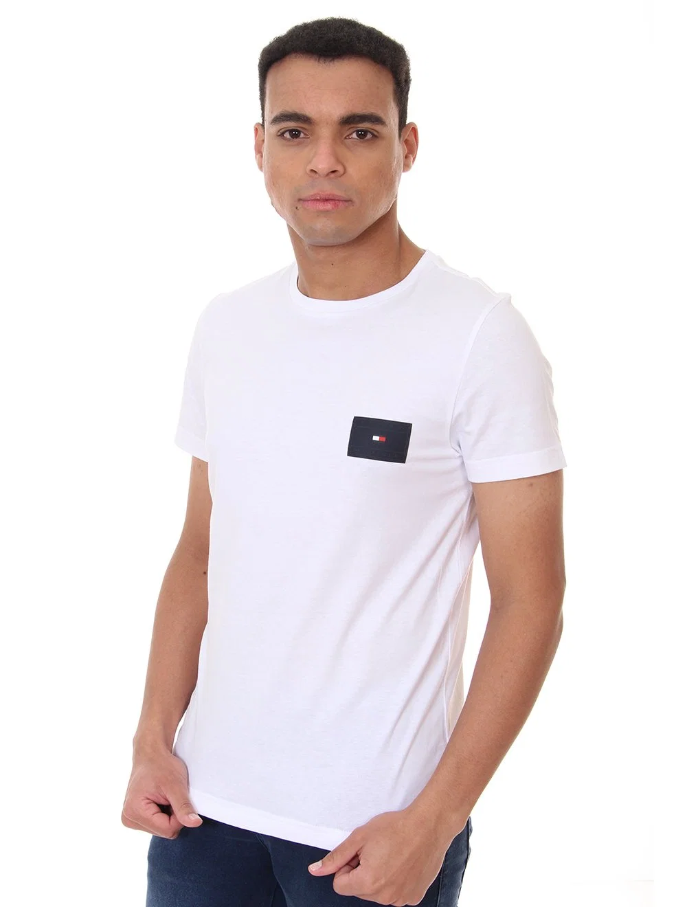 Camiseta Tommy Hilfiger Masculina Essential Badge Tee Branca — imagem 1