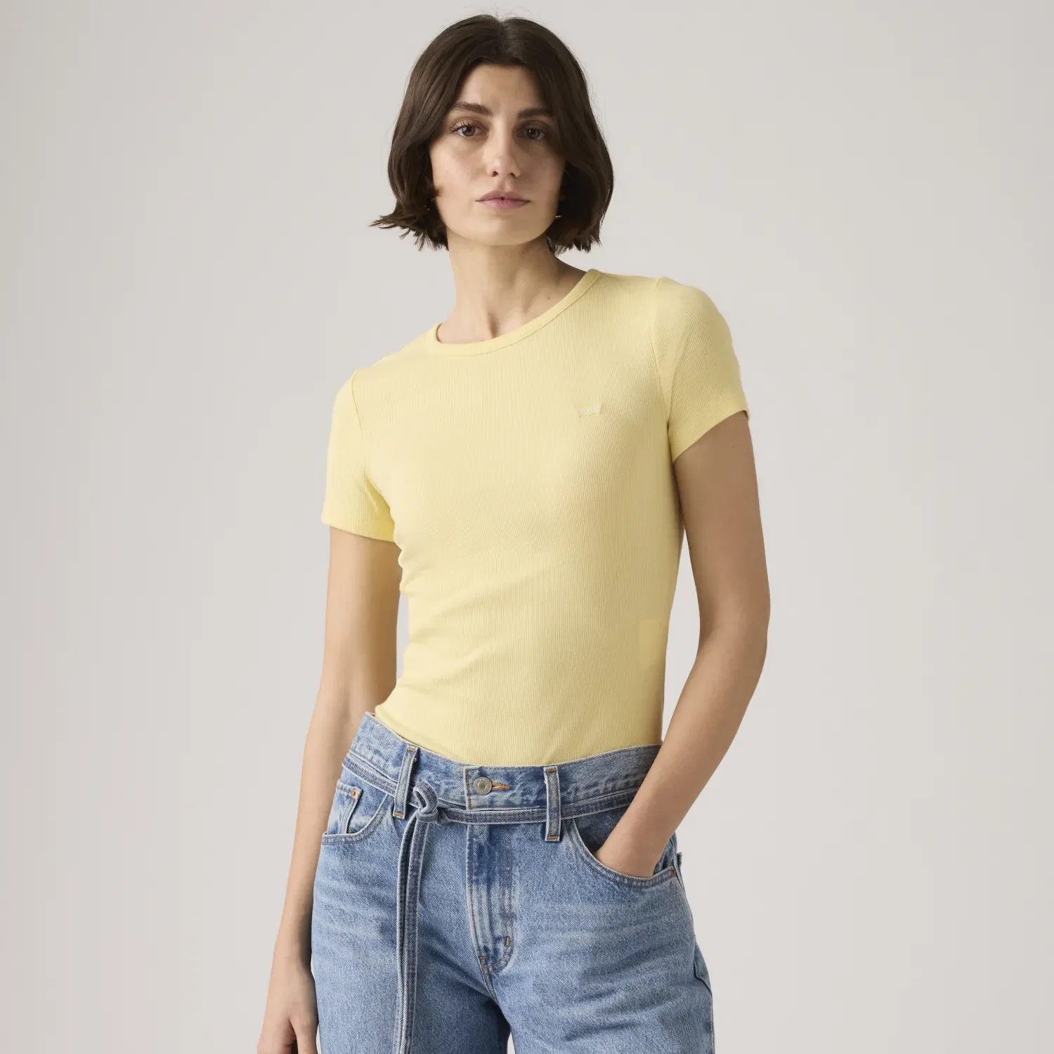 Camiseta Levi's® Hayes Amarela Manga Curta — imagem 1
