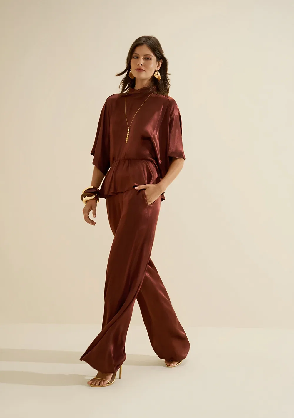 Blusa Gola Alta Umbra Marrom — imagem 1