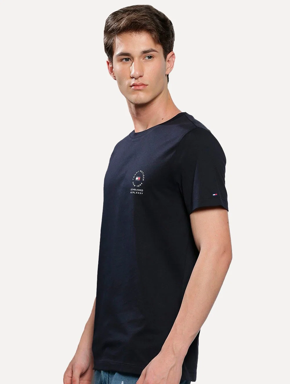 Camiseta Tommy Hilfiger Masculina Small Circle Chest Azul Marinho