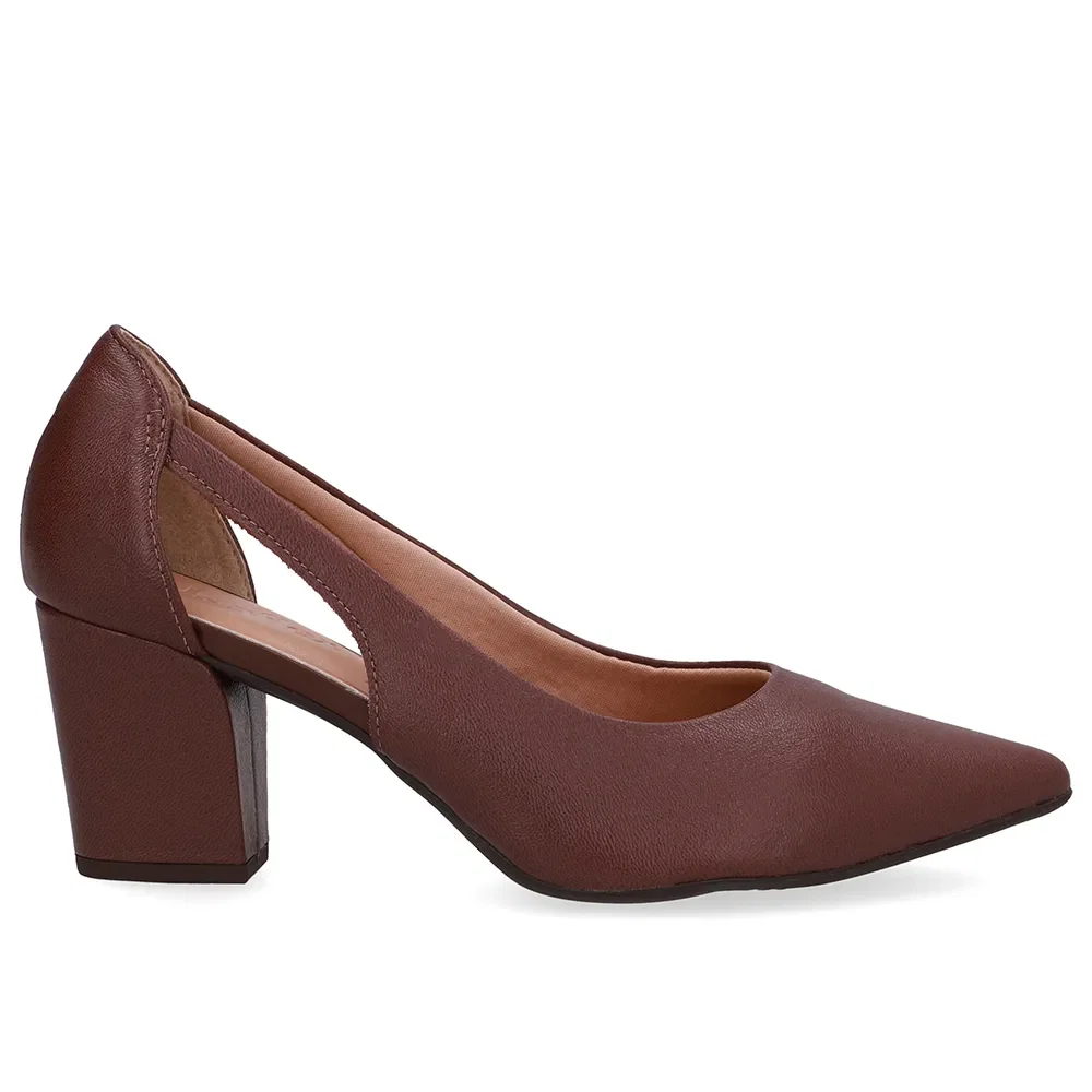Scarpin Couro Marrom Detalhe Recorte — imagem 1
