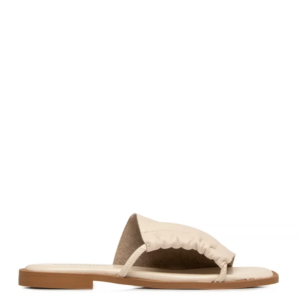 Rasteira Off White Couro Comfort