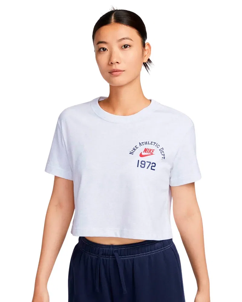 Camiseta Nike NSW Ncps Feminina — imagem 1