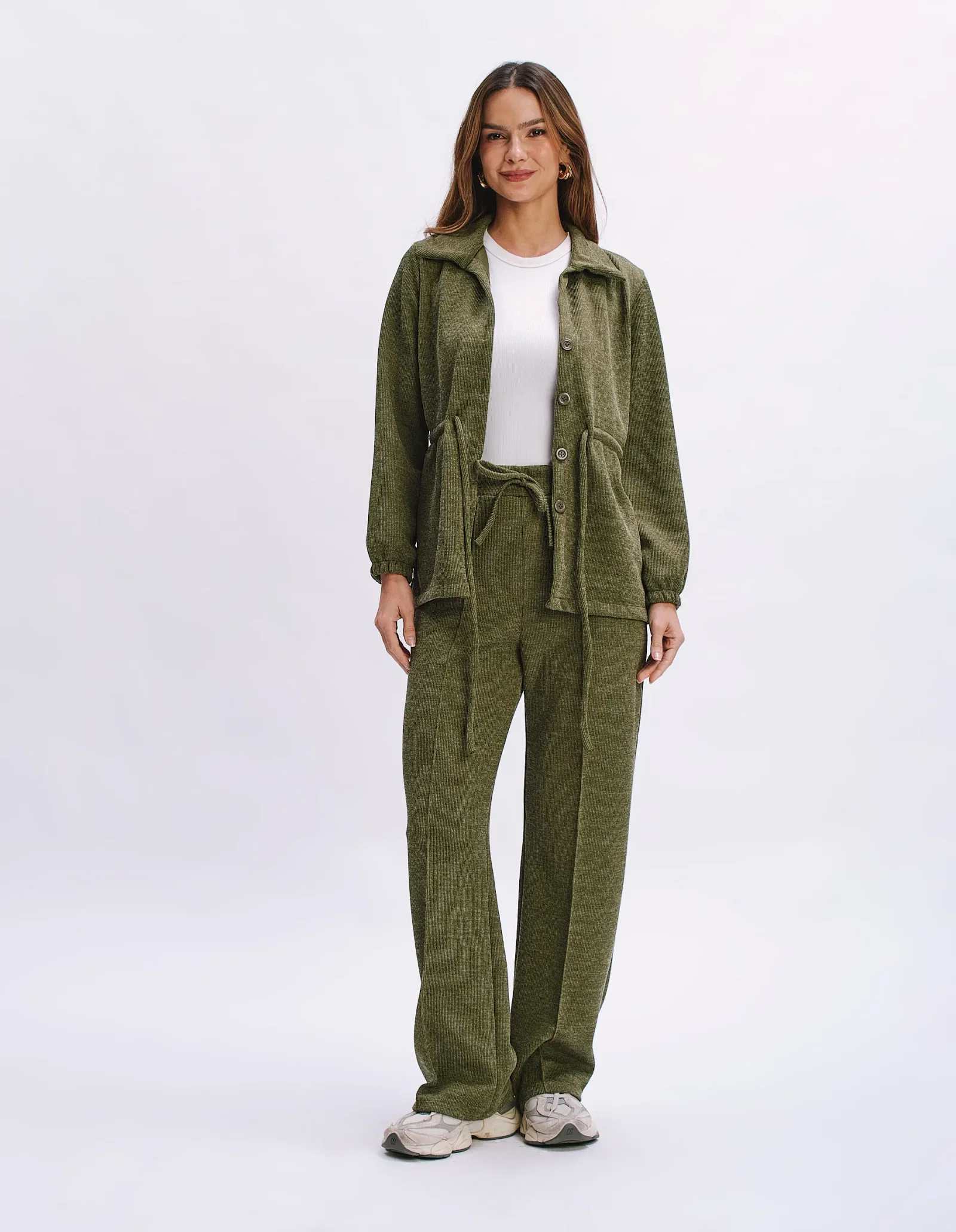 Calça Pantalona Detalhe Friso - Verde Claro — imagem 1