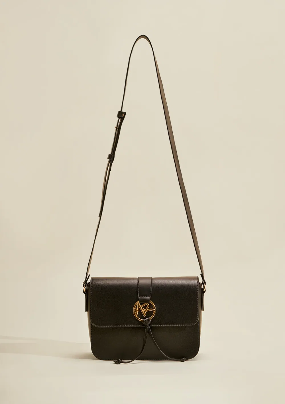Bolsa Satchel Com Metal Preto — imagem 1