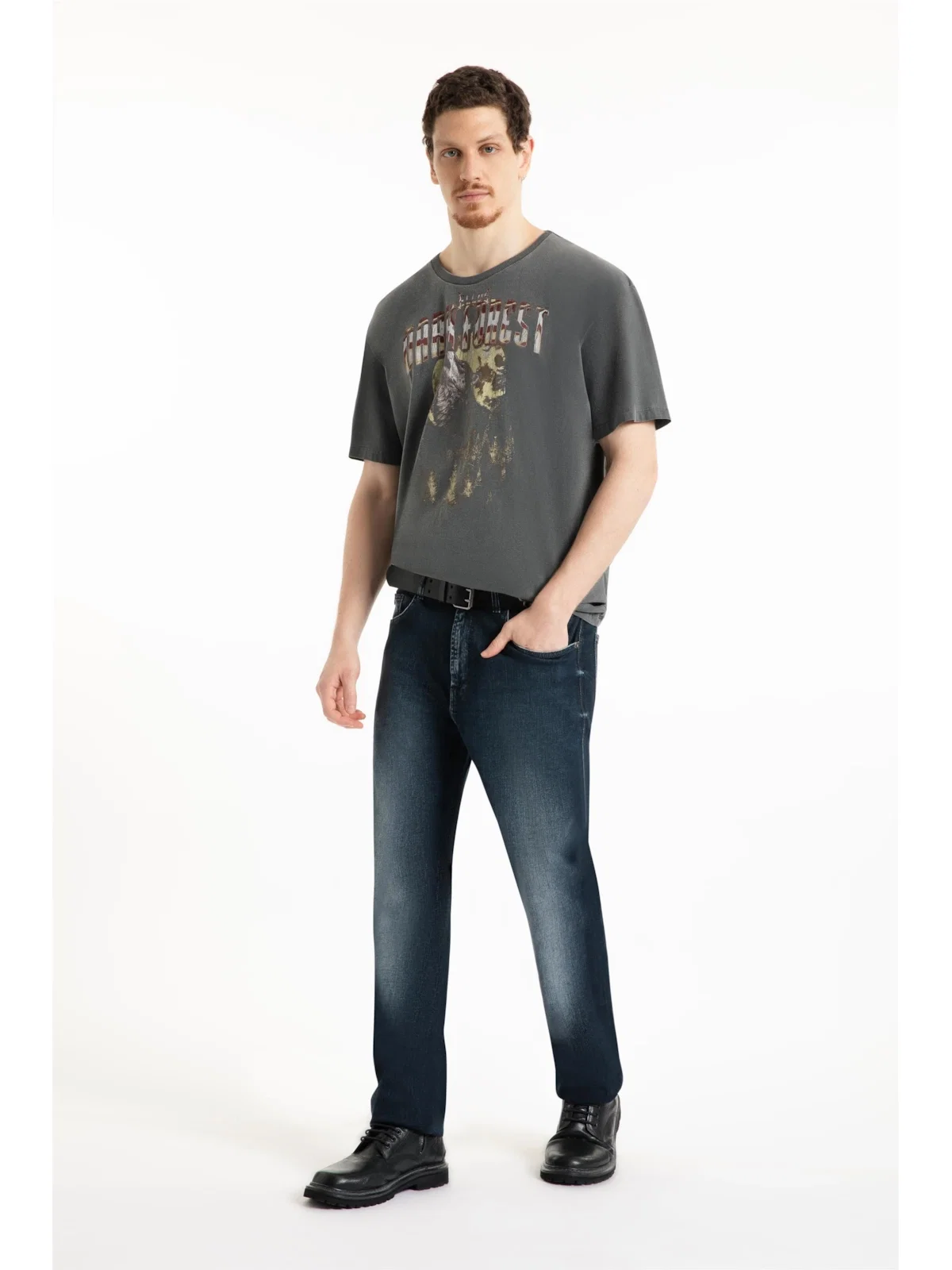 T-Shirt Washed Dark Forest Over Preto — imagem 1
