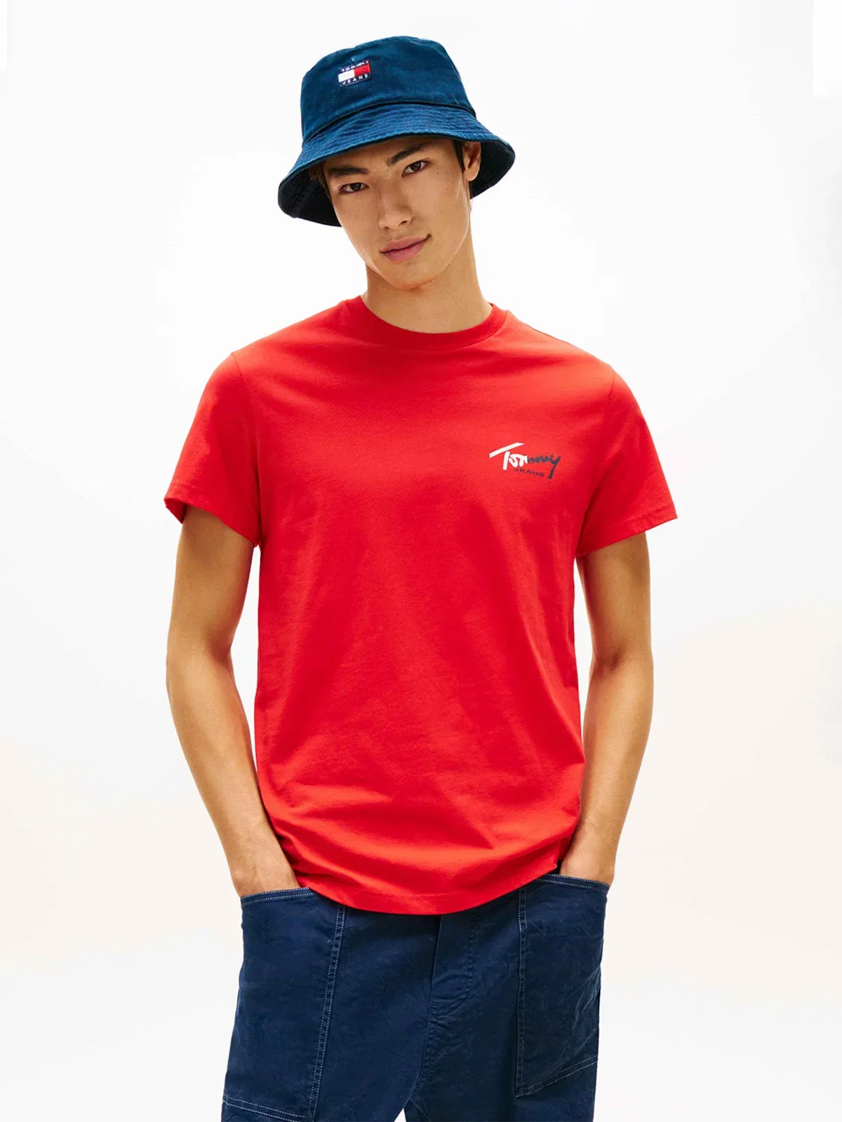Camiseta Assinatura no Peito Manga Curta — imagem 1