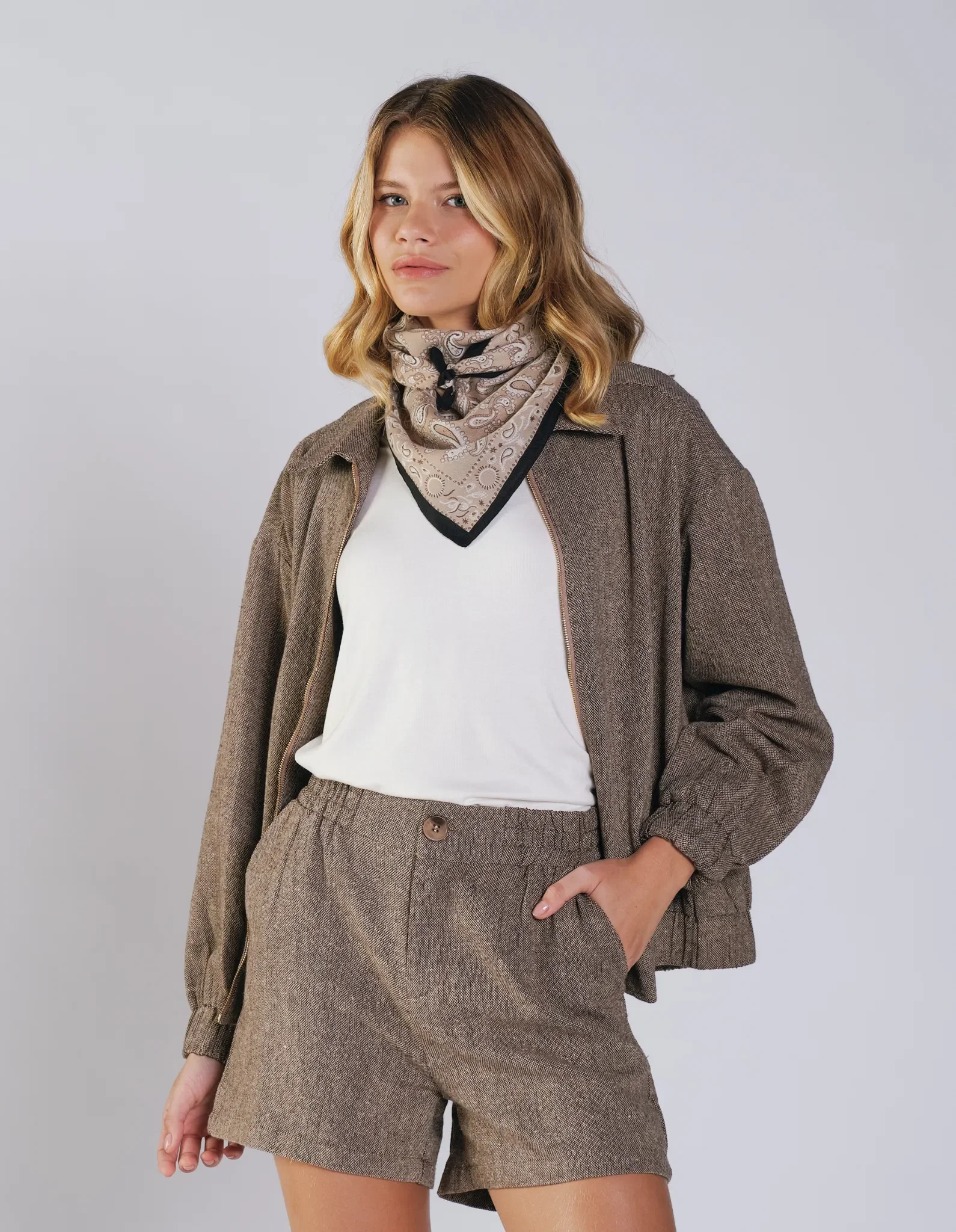 Lenço Cashmere Detalhe Metal - Bege