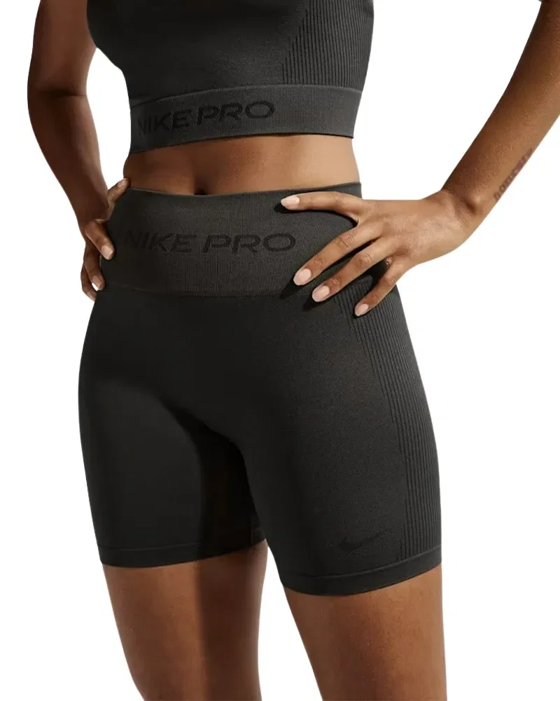 Shorts Nike Pro Dri-Fit 5IN Feminino — imagem 1