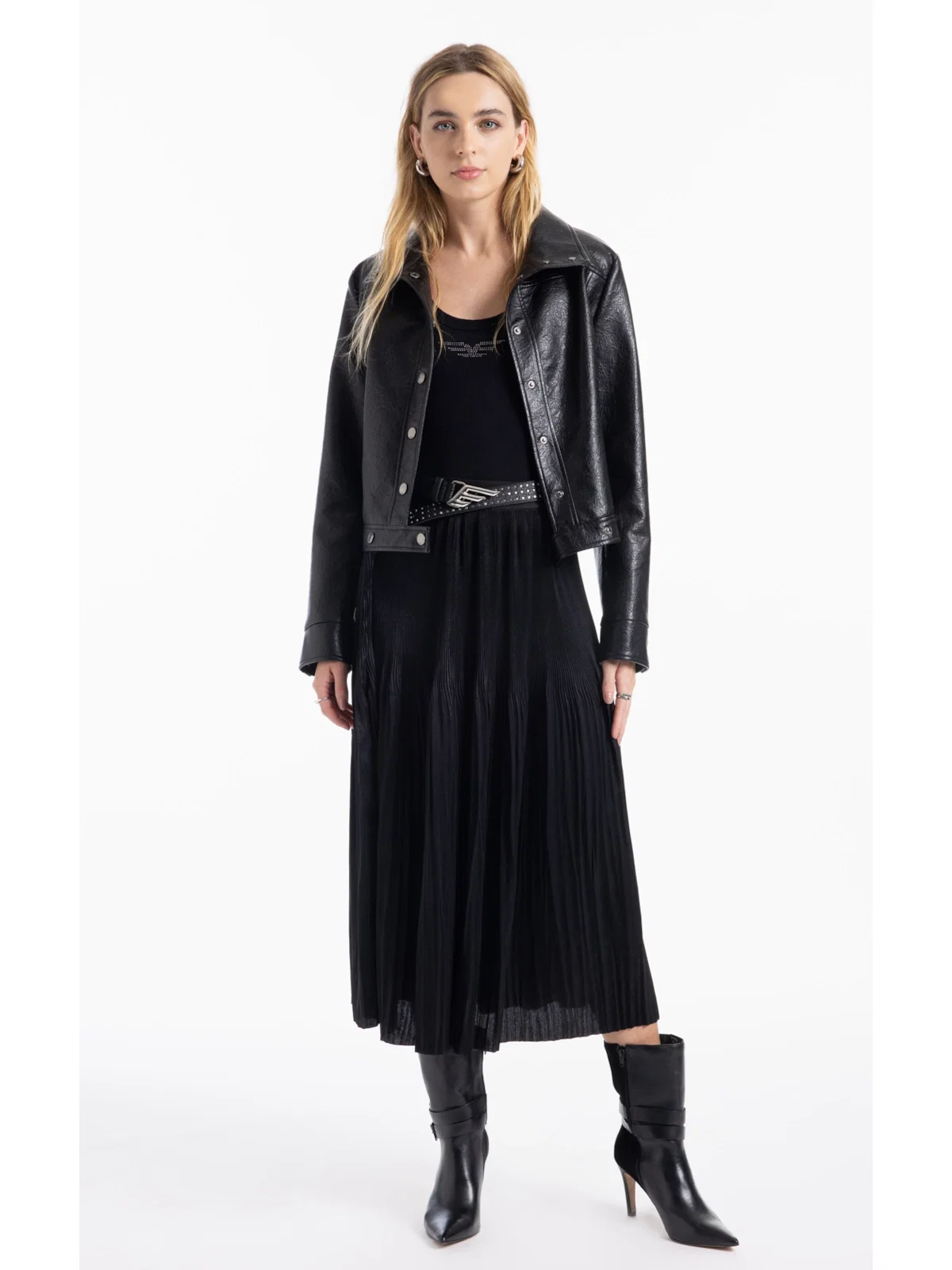 Saia Pleated Midi Preto