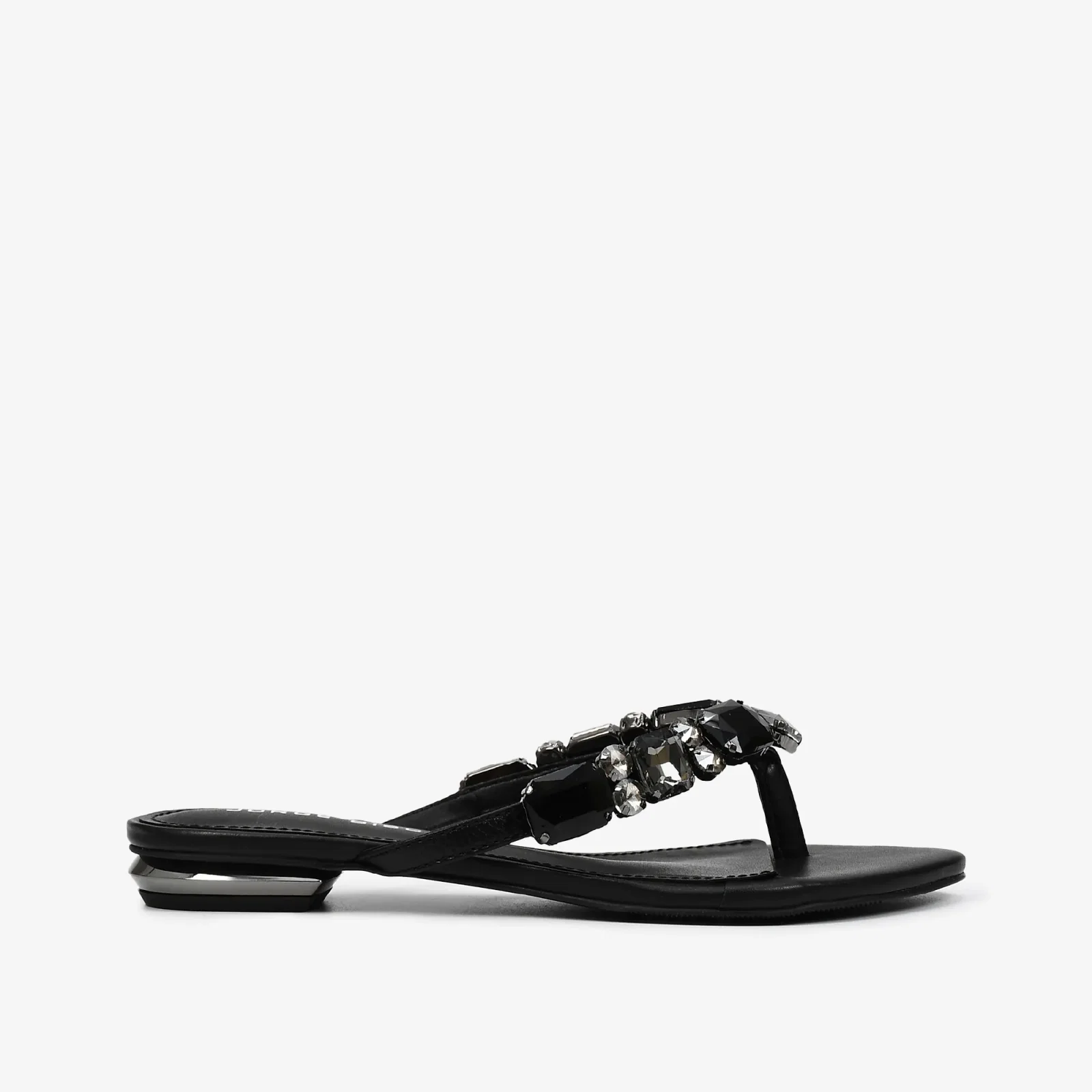 Chinelo Flat Preto Pedrarias Couro