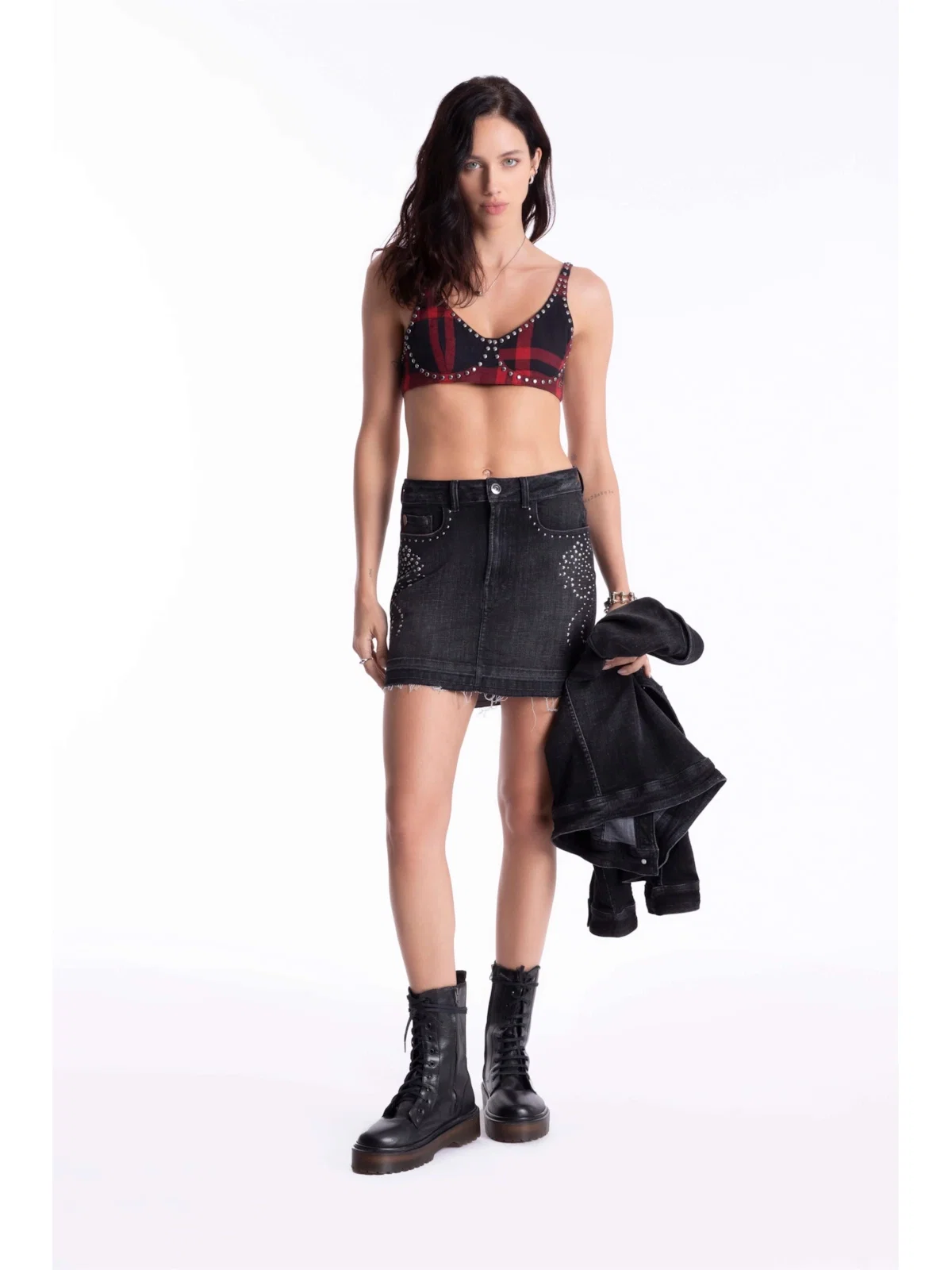 Saia Black Cross Zoe Western 2014- Lav. Black C/ Used — imagem 1