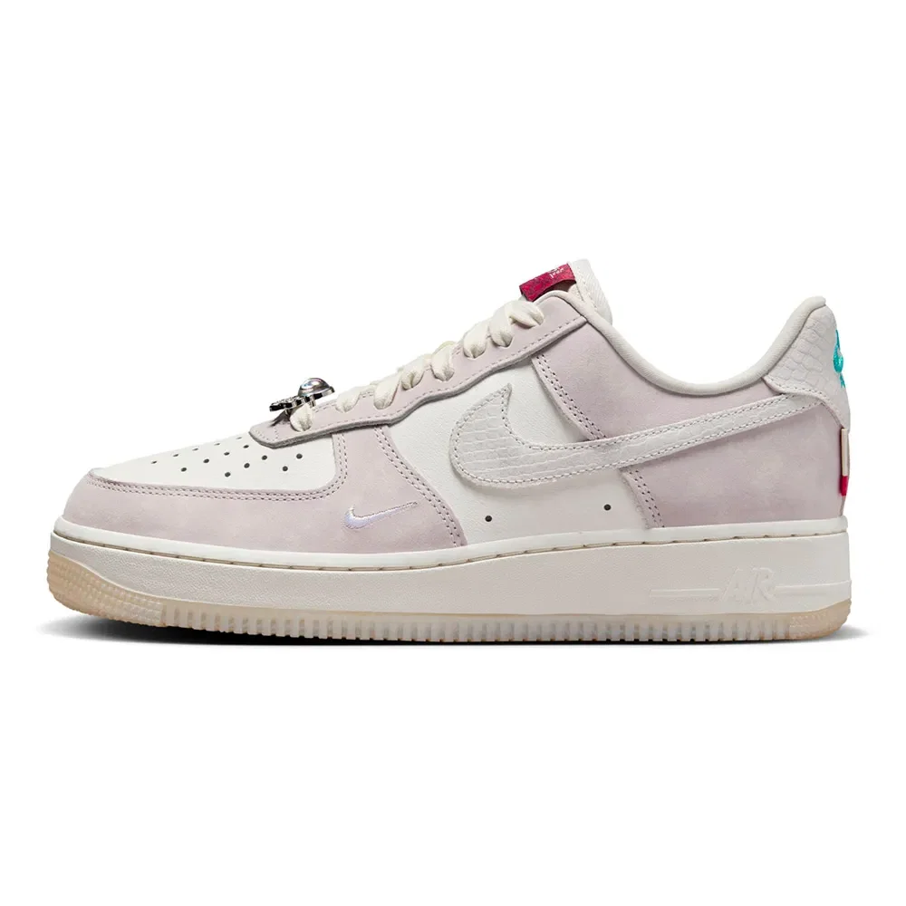 Tênis Nike Air Force 1 ´07 LX Feminino — imagem 1