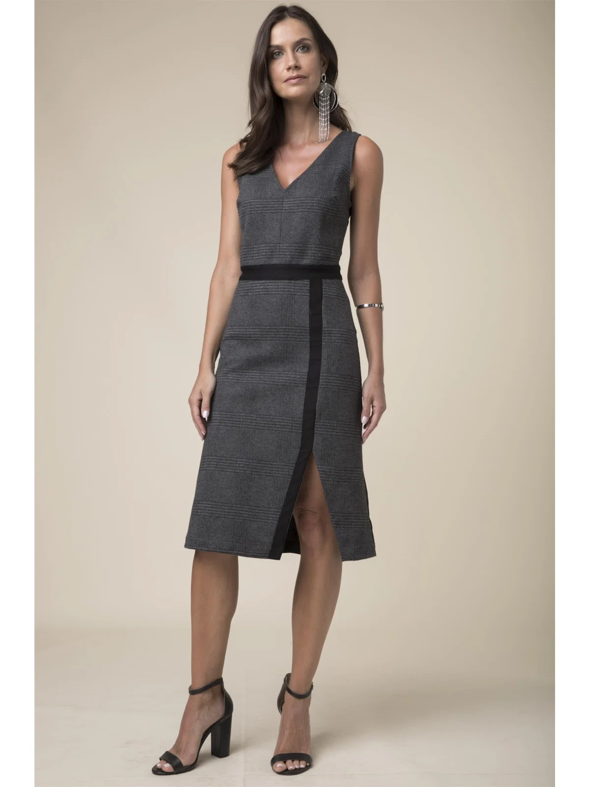 Vestido Midi Xadrez Xadrez C/Preto — imagem 1