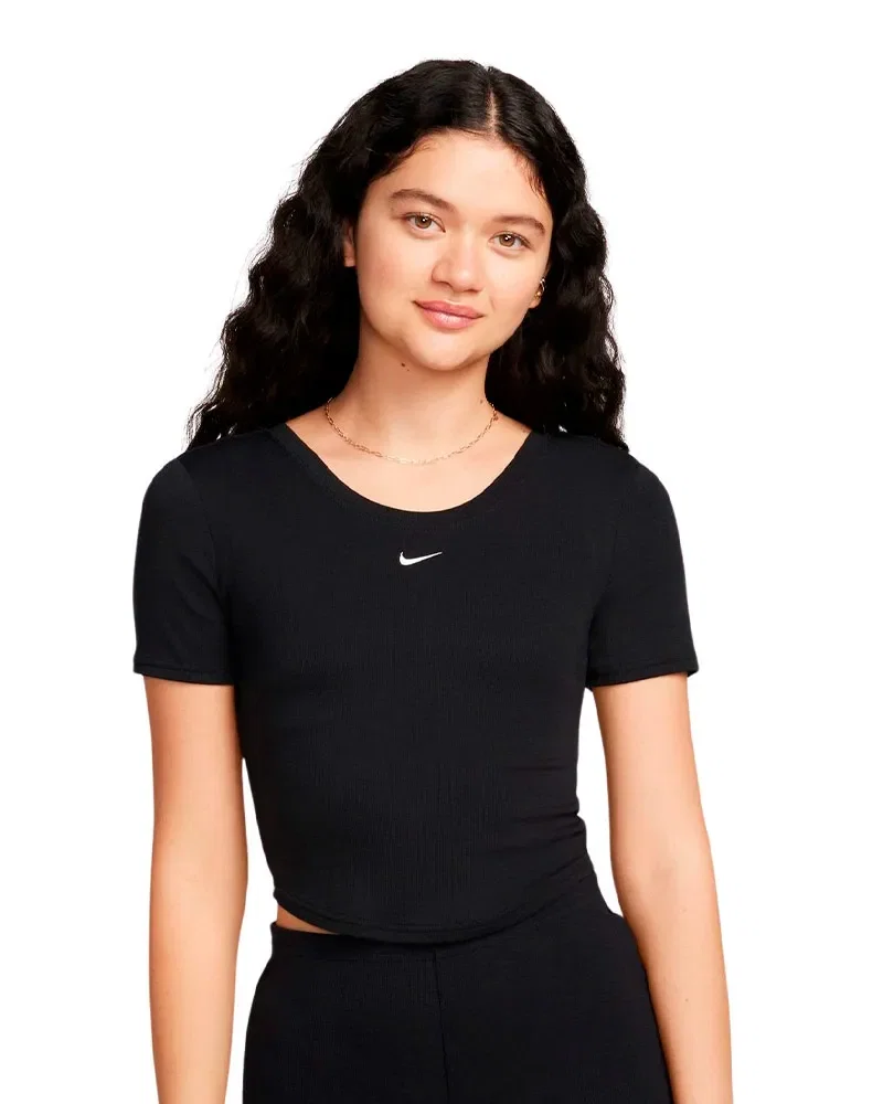 Camiseta Nike Sportswear Chill Knit Feminina