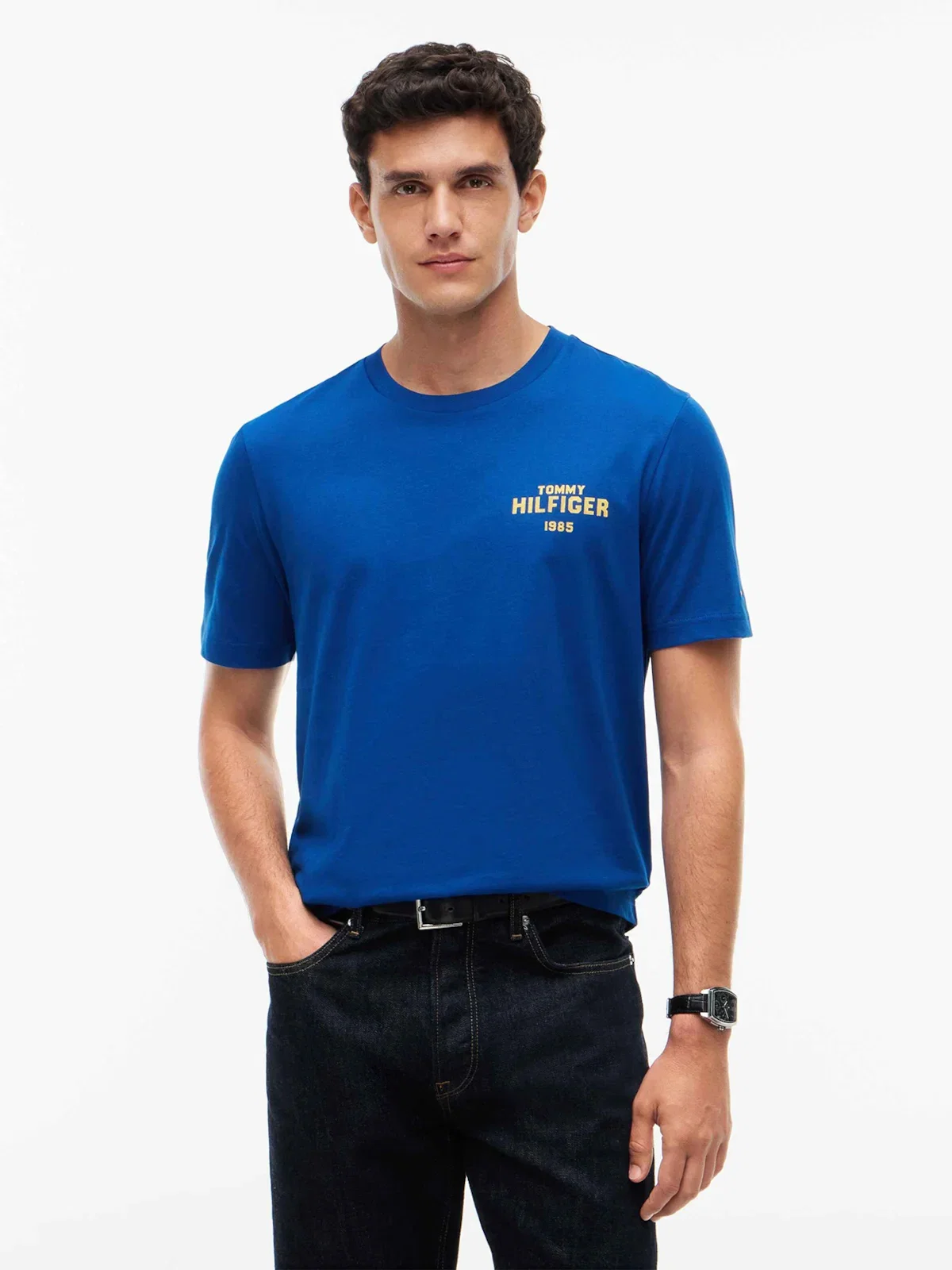 Camiseta com Estampa "1985" e Gola C