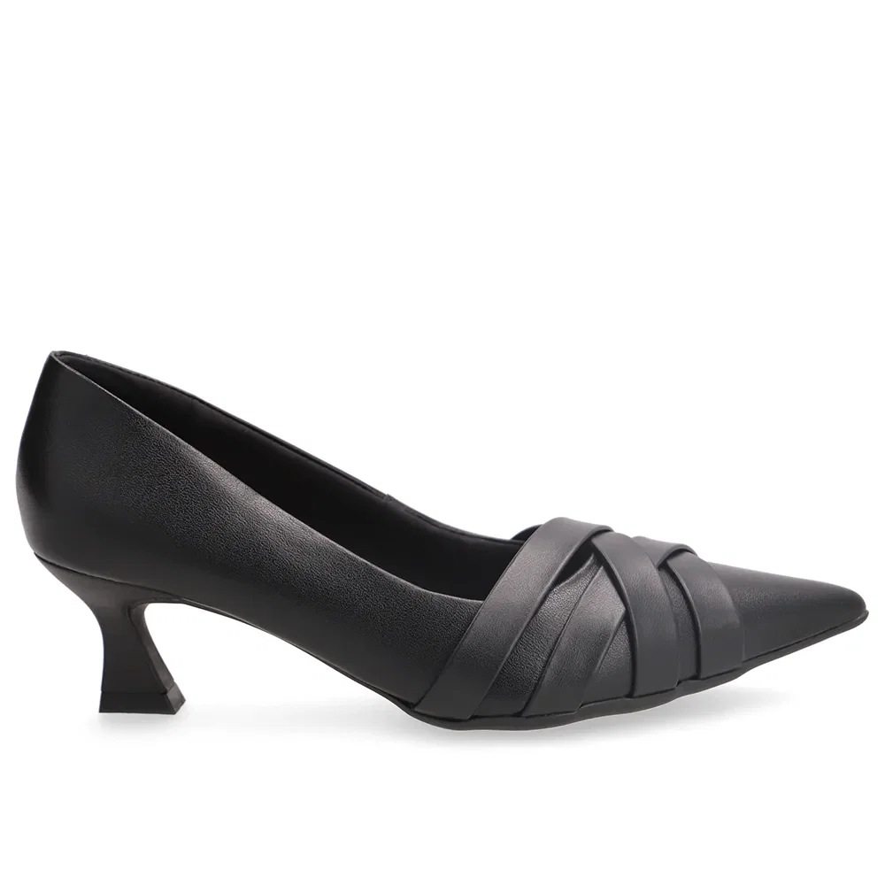 Scarpin Em Couro Preto Com Salto Baixo Fino — imagem 1