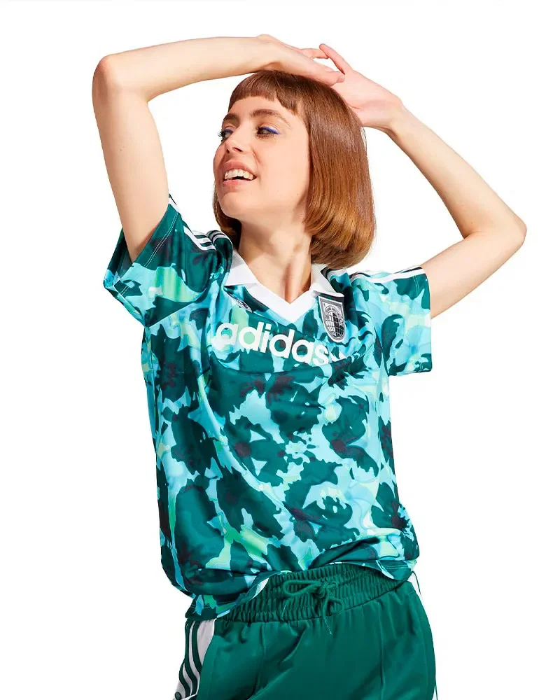 Camiseta Adidas SS AOP Feminina — imagem 1