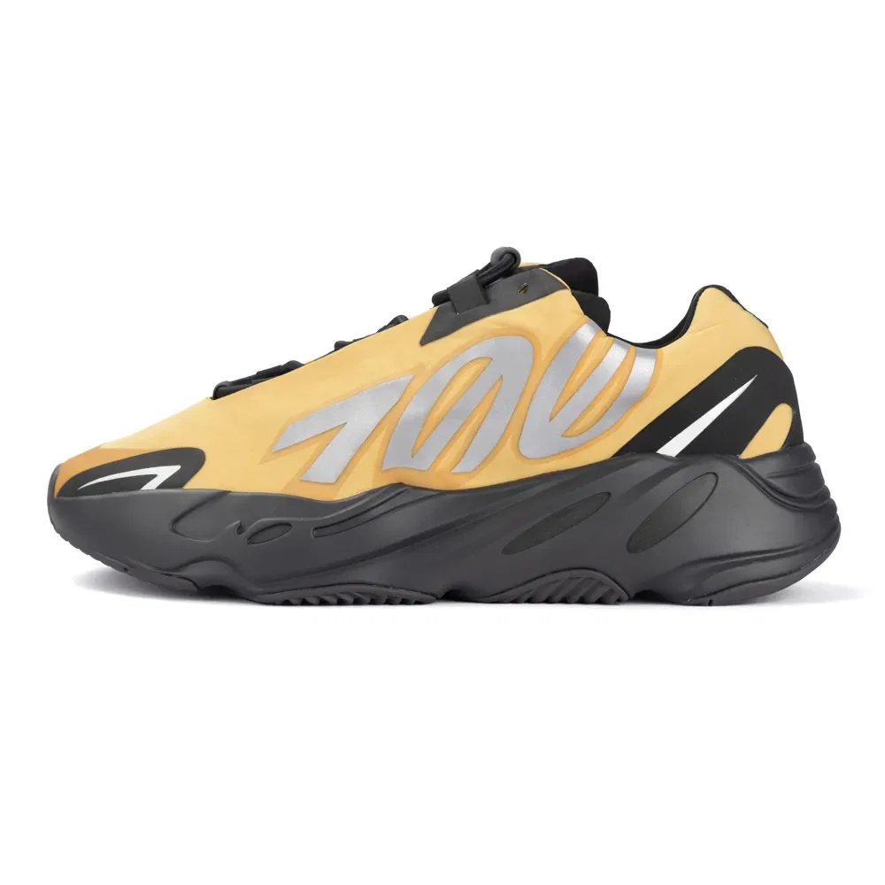 Tênis adidas 700 Mnvn
