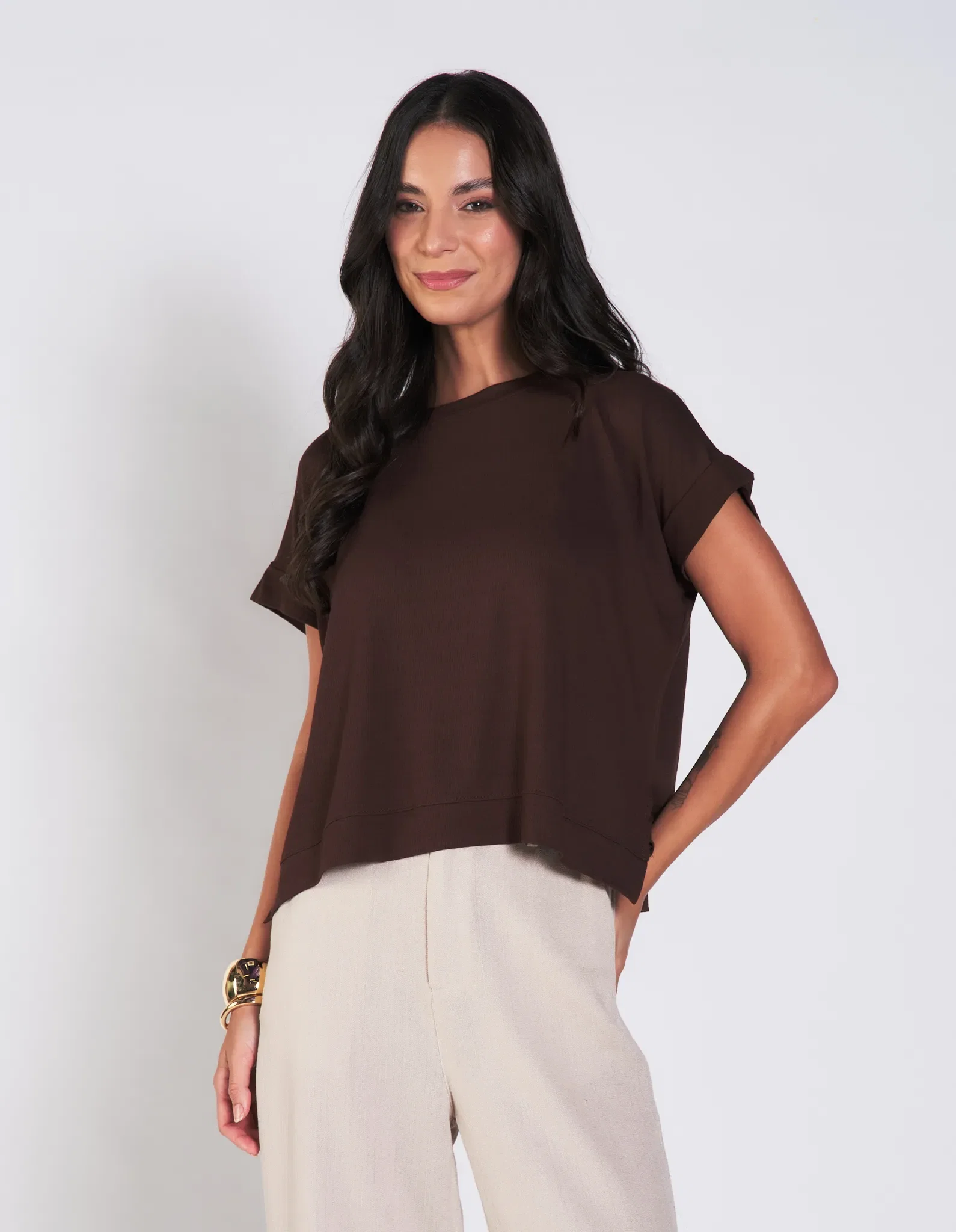 Blusa Ampla Decote Canoa - Marrom