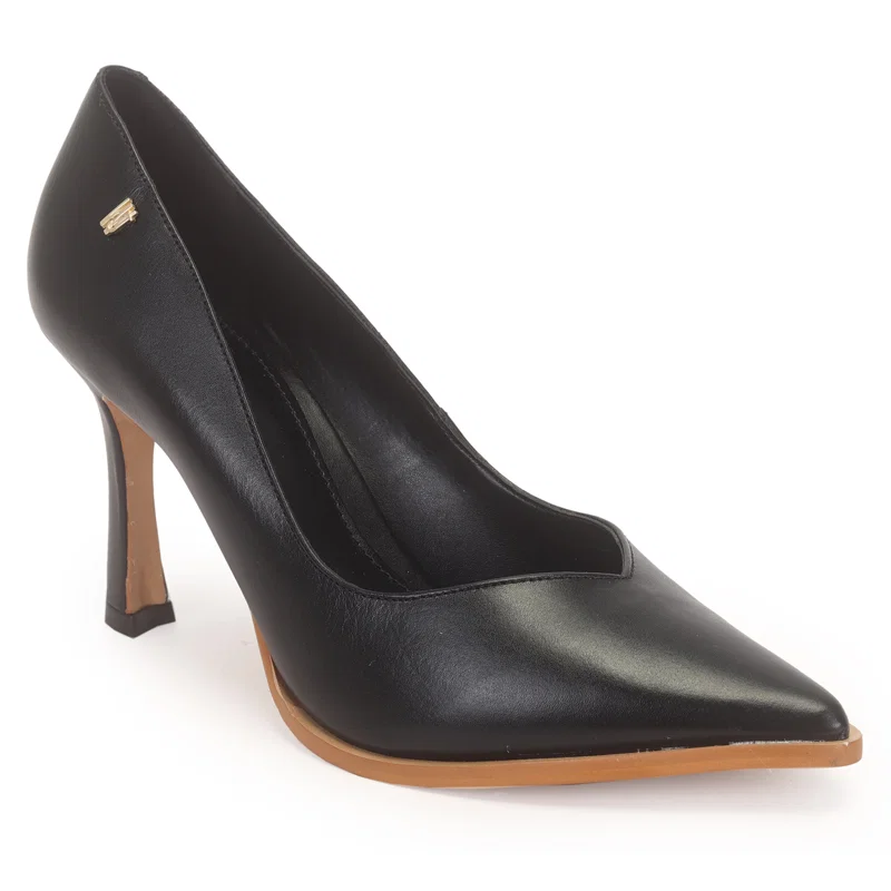 Scarpin Couro Recorte Em V Com Vira 9cm