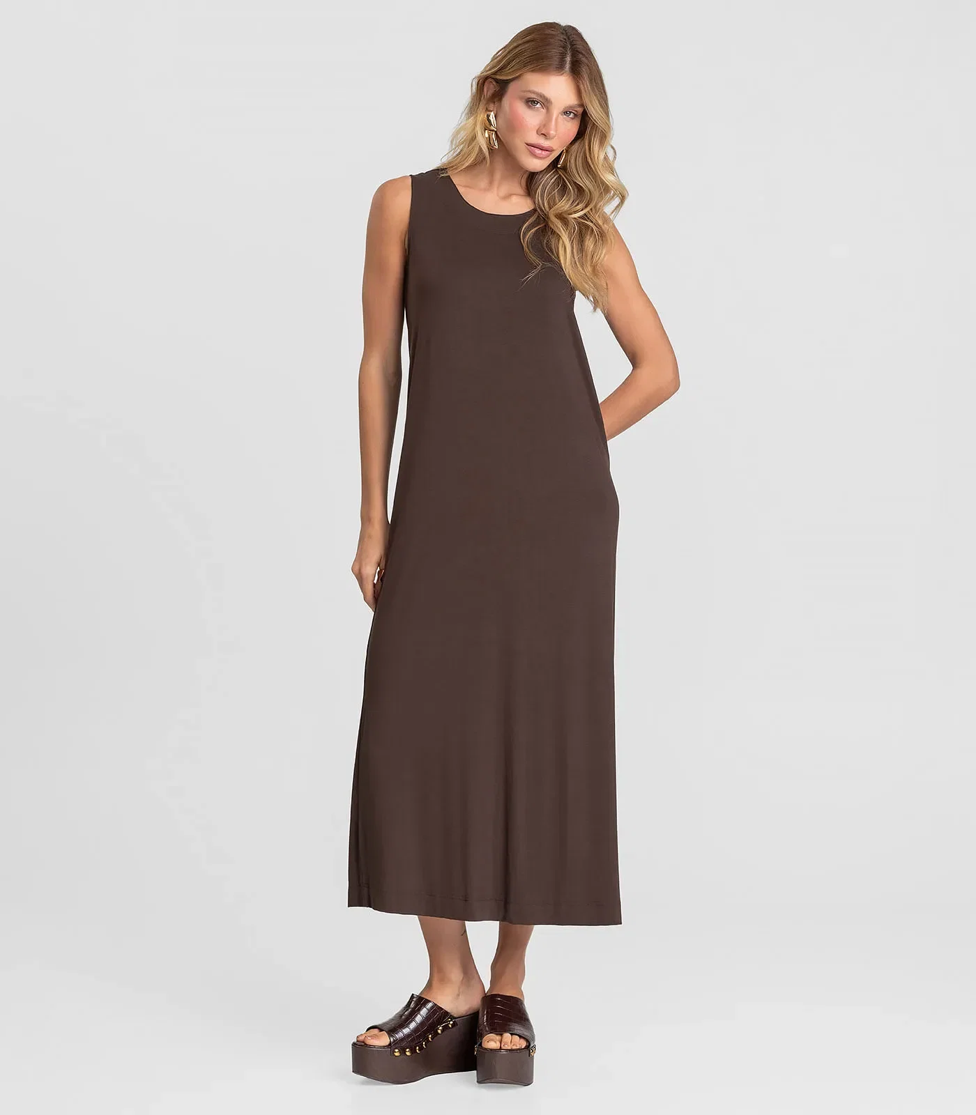 Vestido Midi Feminino em Malha Visco Dianna Marrom