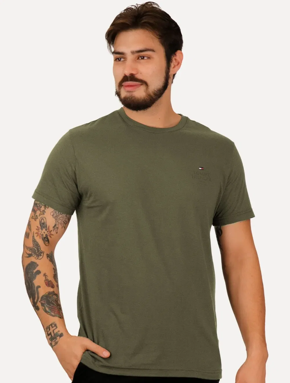 Camiseta Tommy Hilfiger Masculina Stack Brand Love Verde Militar