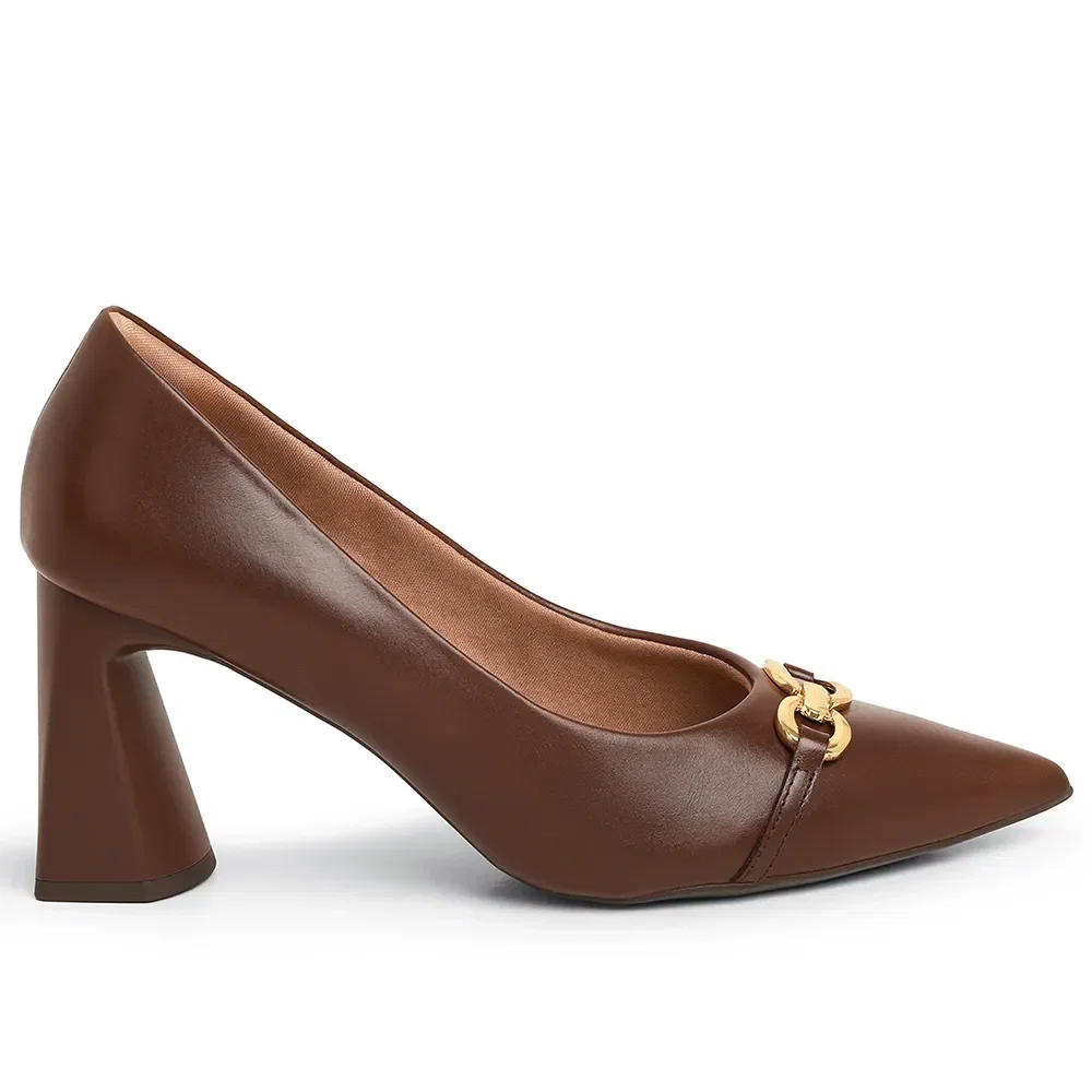 Scarpin Em Couro Marrom Anis Bico Fino Com Enfeite — imagem 1