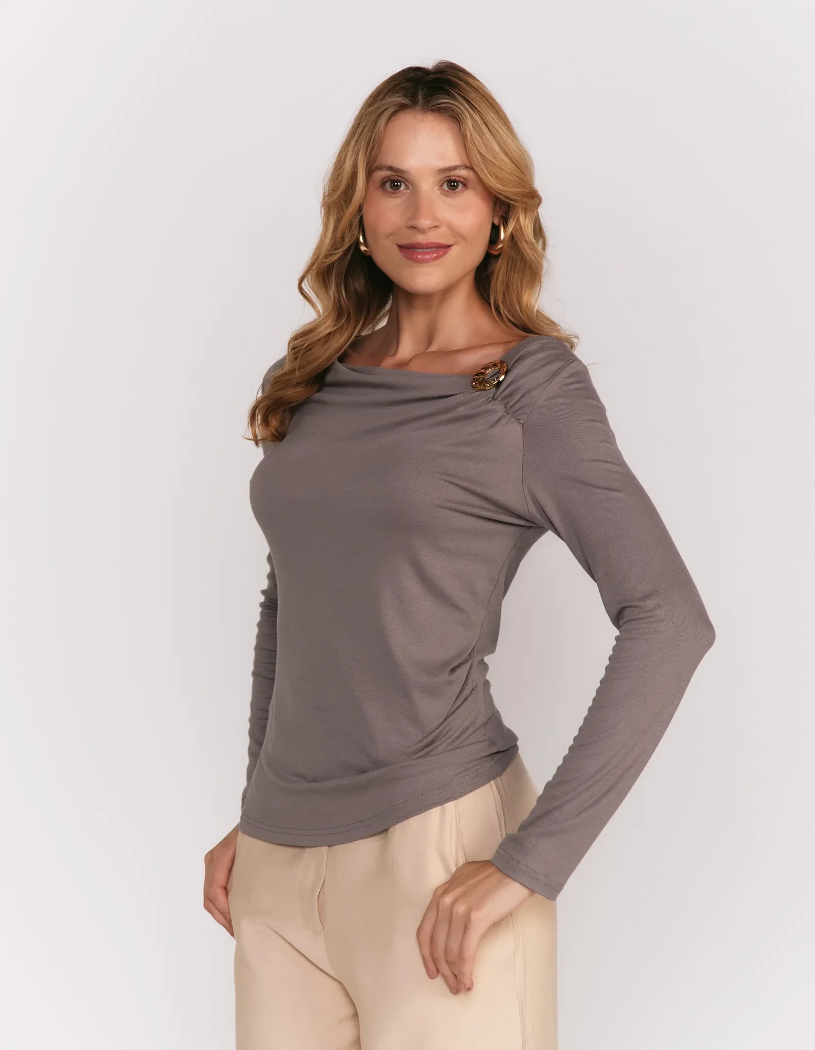 Blusa Manga Longa Detalhe Metal - Cinza — imagem 1