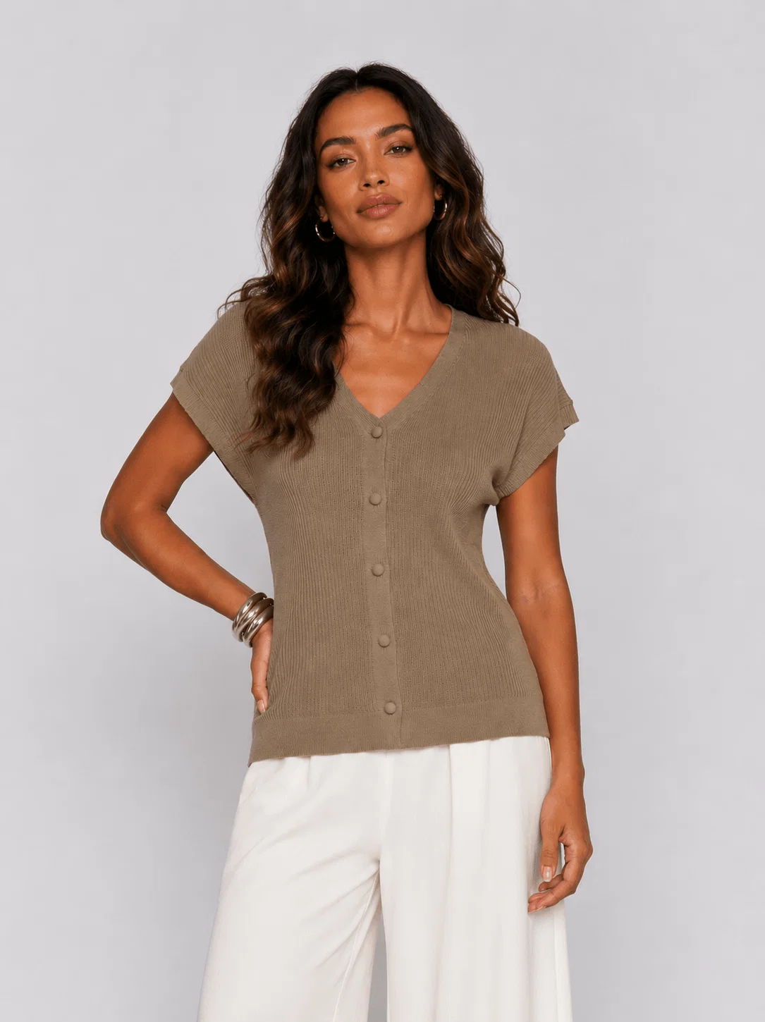 Blusa Tricot Manga Curta Com Botões - Caqui — imagem 1