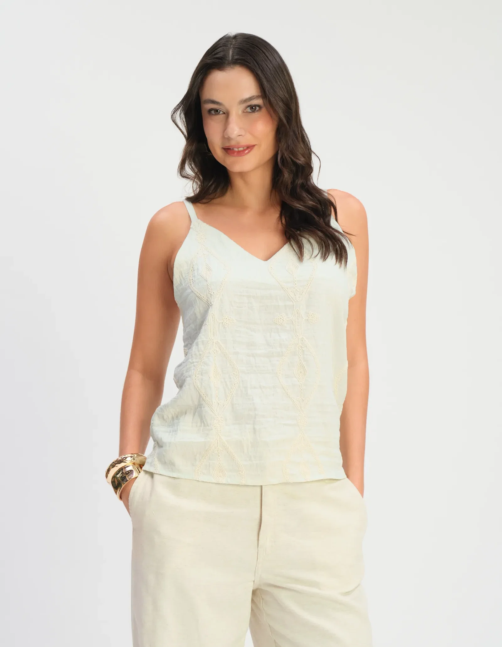 Blusa Alça Bordada Losangos - Verde Claro