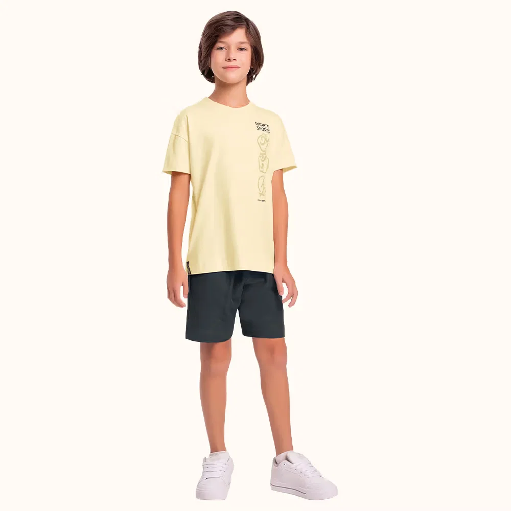 Conjunto camiseta em meia malha e bermuda em moletinho — imagem 1