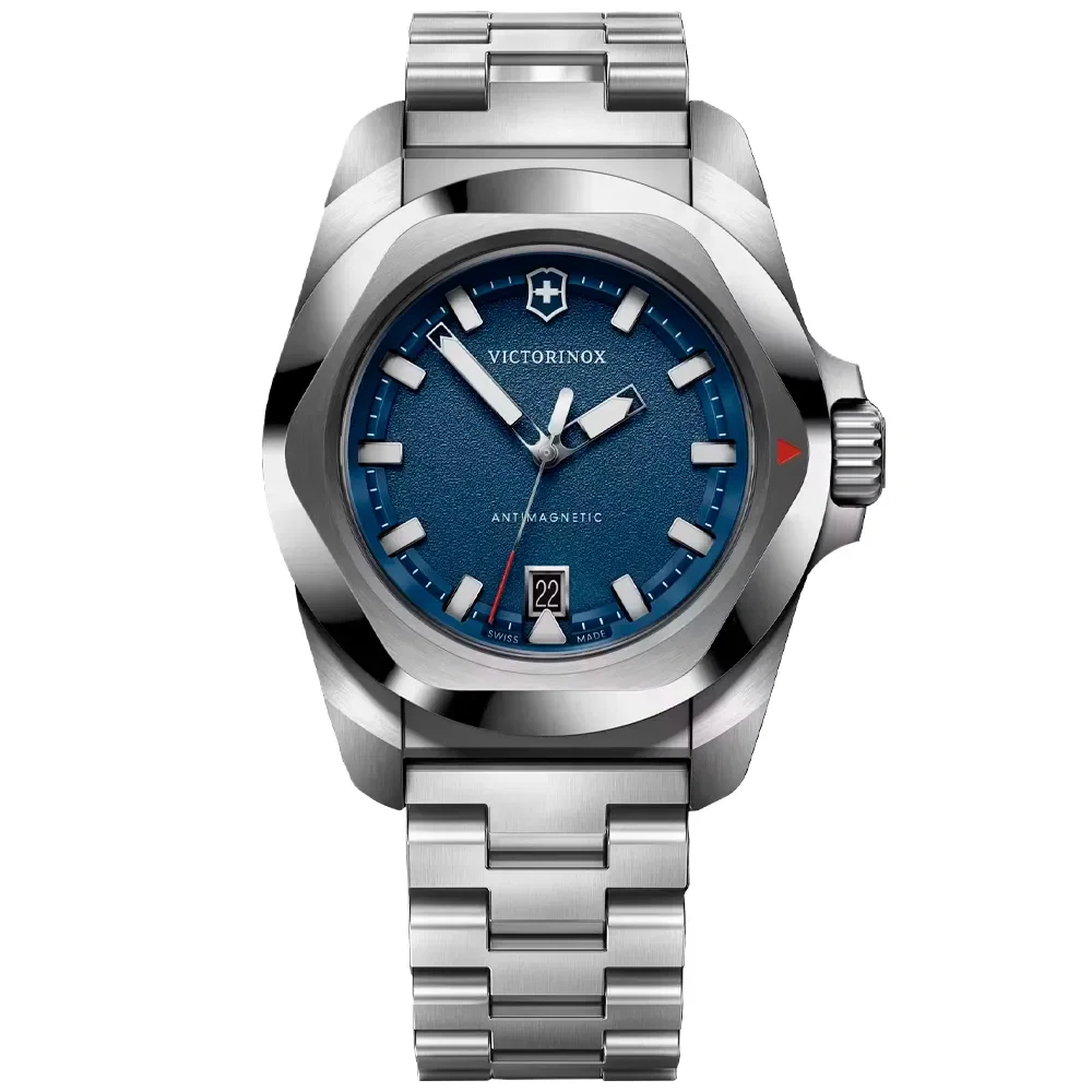 Relógio Victorinox I.N.O.X. Quartz Masculino em Aço Prateado 242031