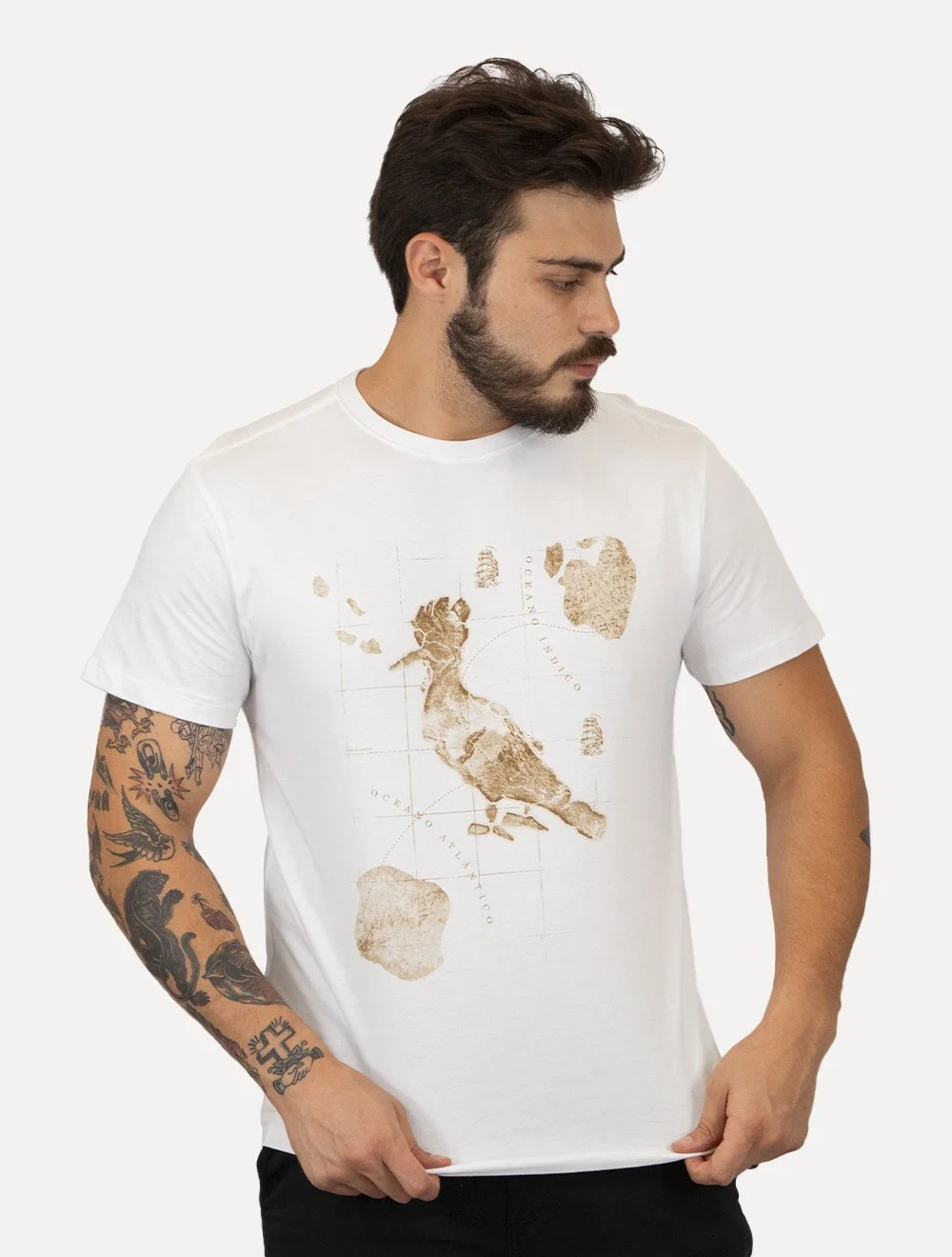 Camiseta Reserva Masculina Pica-Pau Mapa Branca