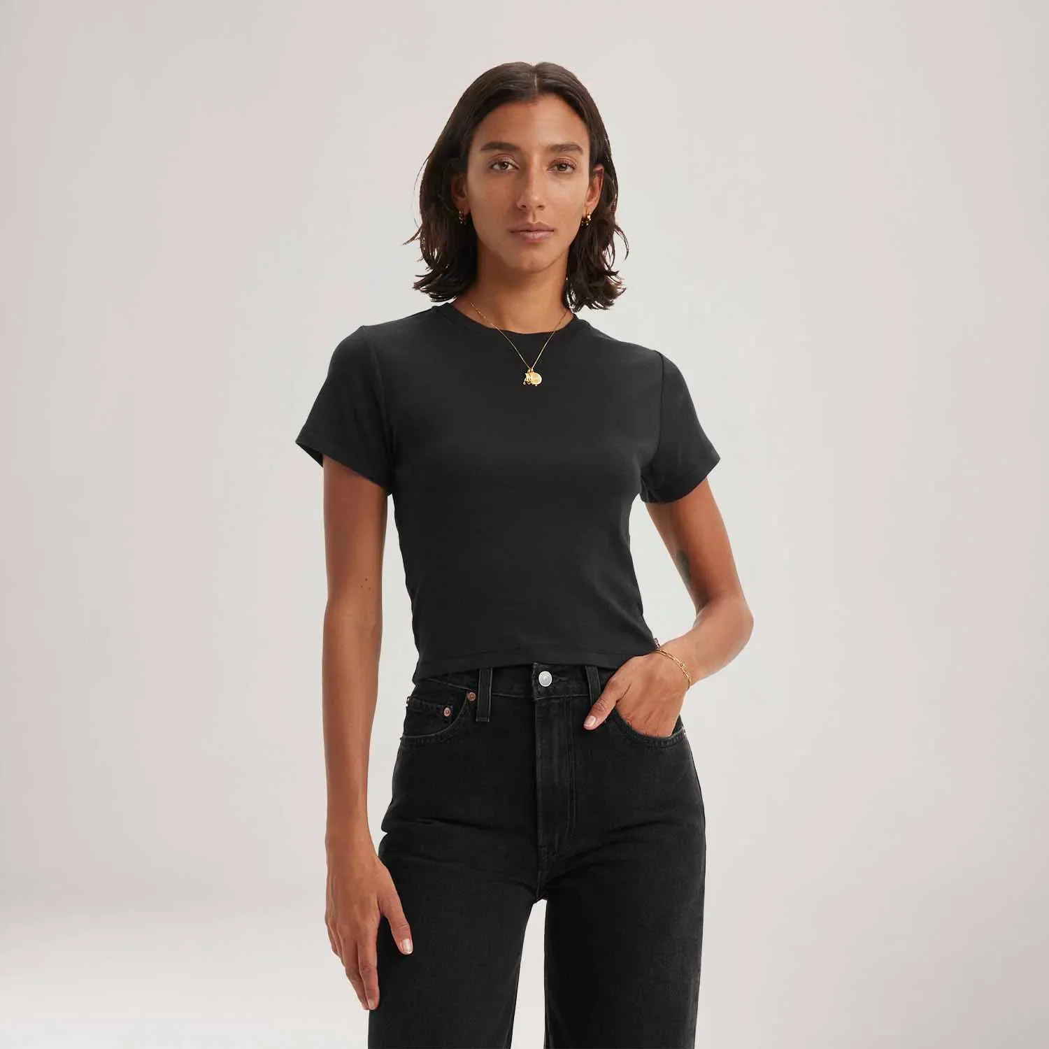 Camiseta Levi's® Essential Sporty Preta Manga Curta — imagem 1