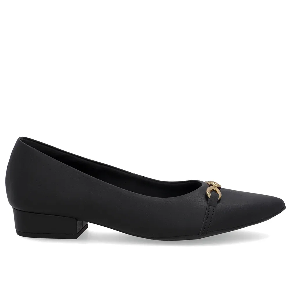 Scarpin Preto Bico Fino Enfeite Top — imagem 1