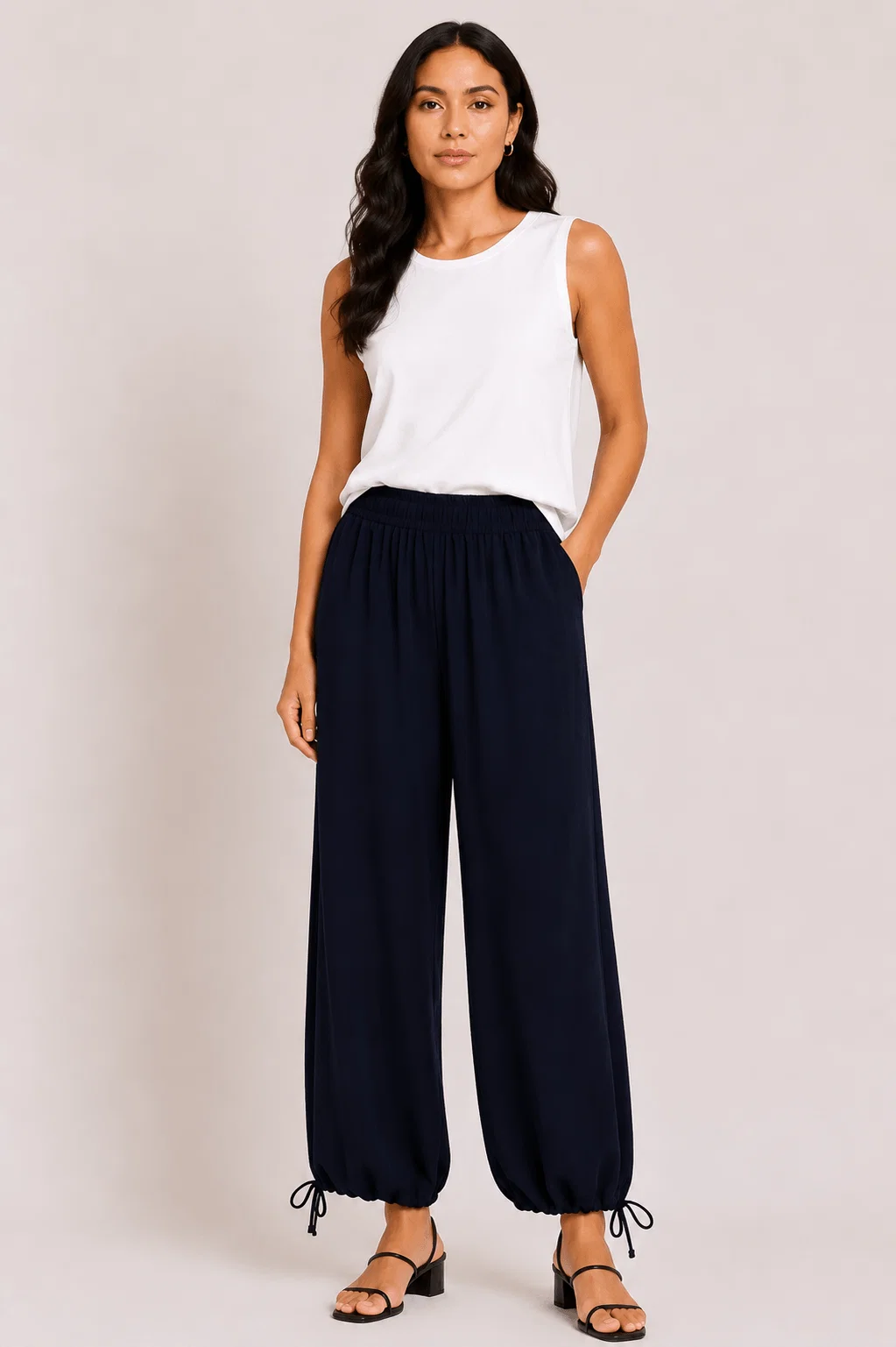 Calça Ampla Aladim Detalhe Amarração - Azul Marinho — imagem 1
