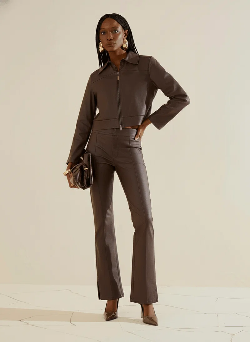 Calça Morena Rosa Boot Cut Alta Marrom