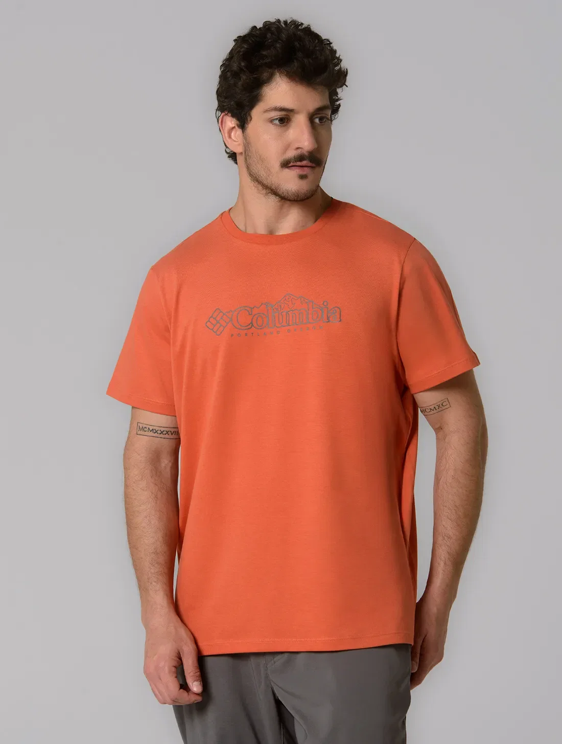 Camiseta Columbia Masculina Branded Peaks — imagem 1