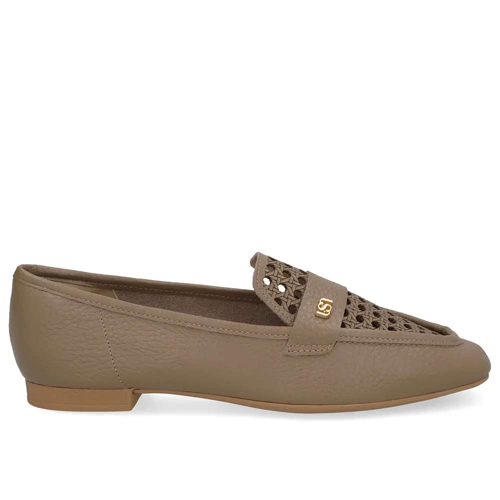 Loafer Couro Marrom Recortes Laser
