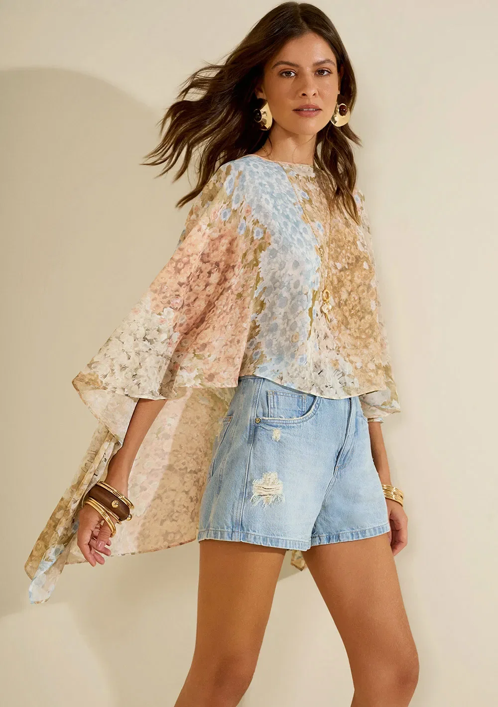 Shorts Reto Florescer Azul