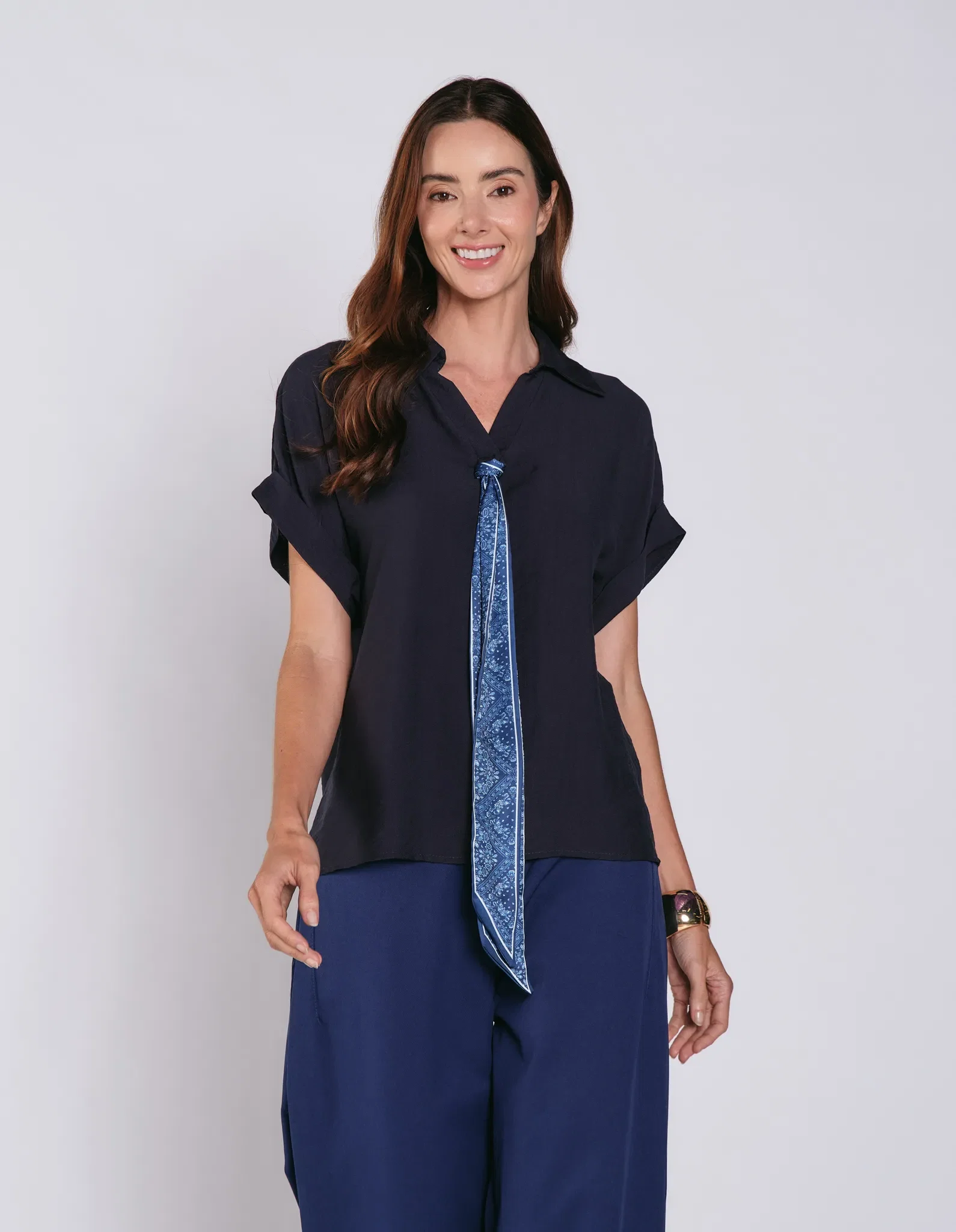 Blusa Ampla Detalhe Lenço - Marinho — imagem 1